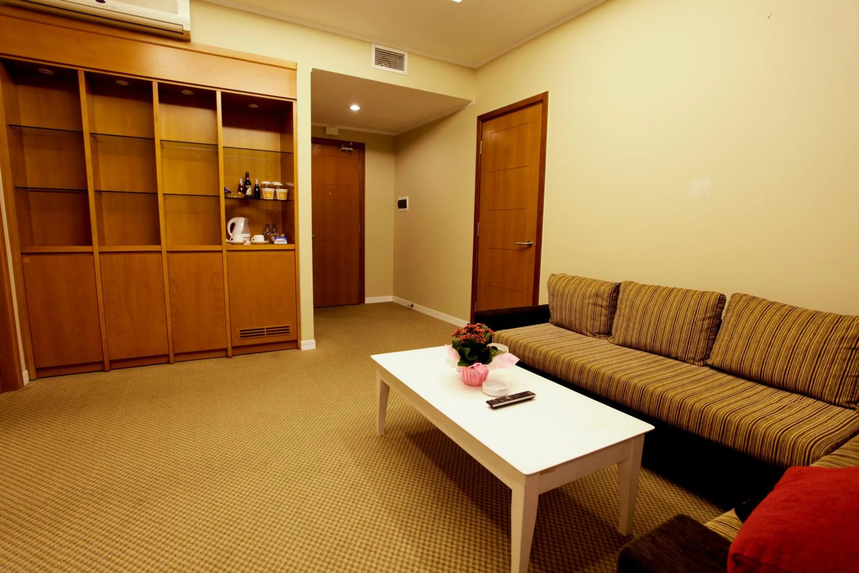 Living room in Muong Thanh Holiday Da Lat Hotel