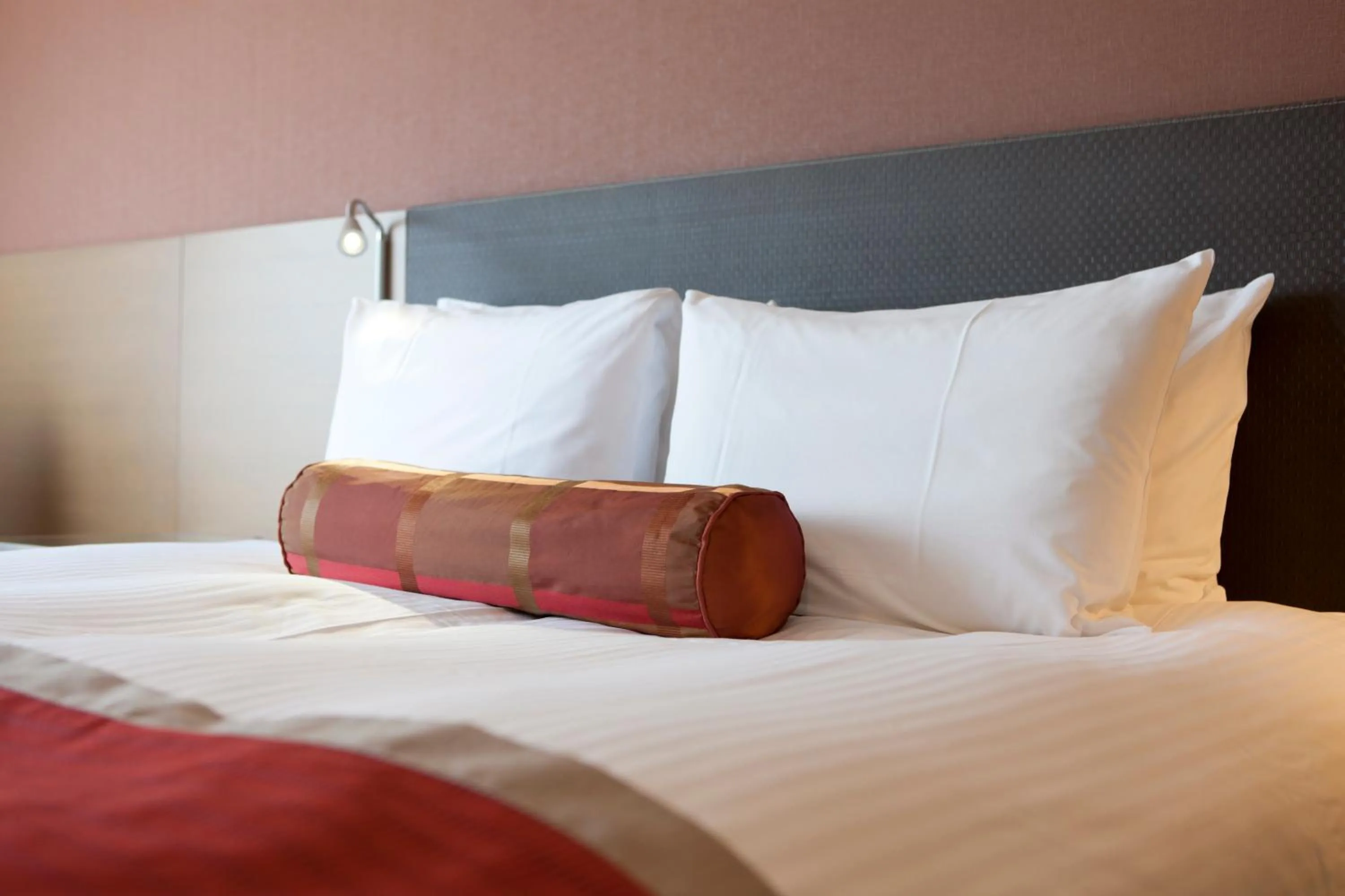 Bed in Hotel Sardonyx Tokyo