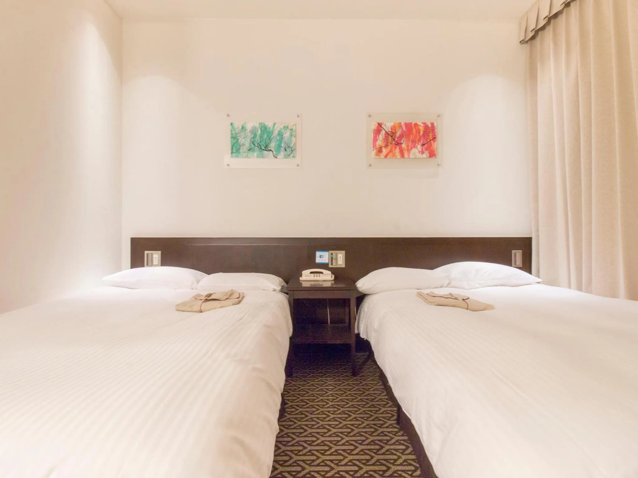 Photo of the whole room, Bed in Hearton Hotel Higashi-Shinagawa