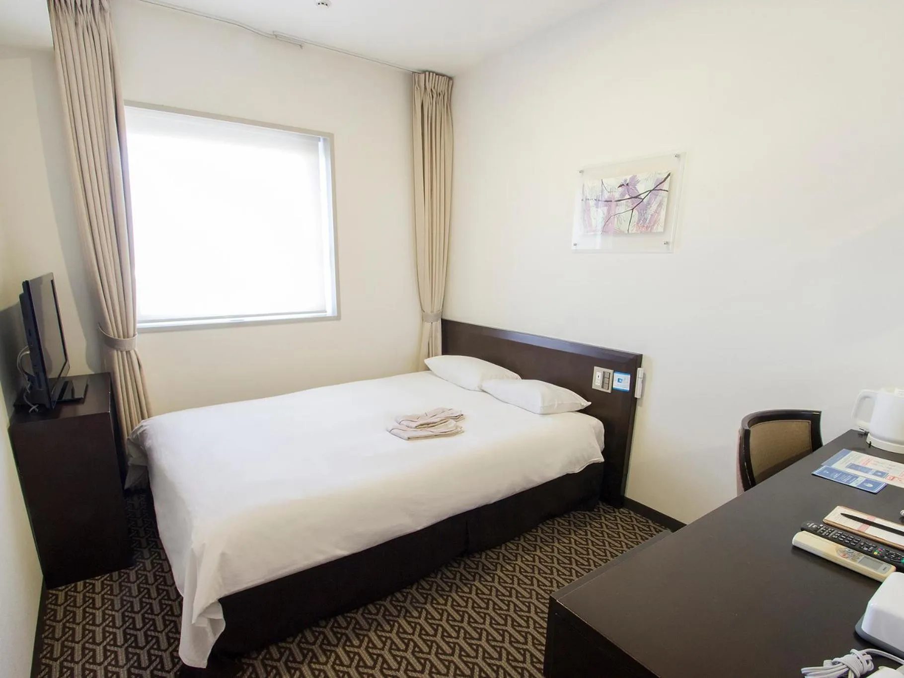 Photo of the whole room, Bed in Hearton Hotel Higashi-Shinagawa