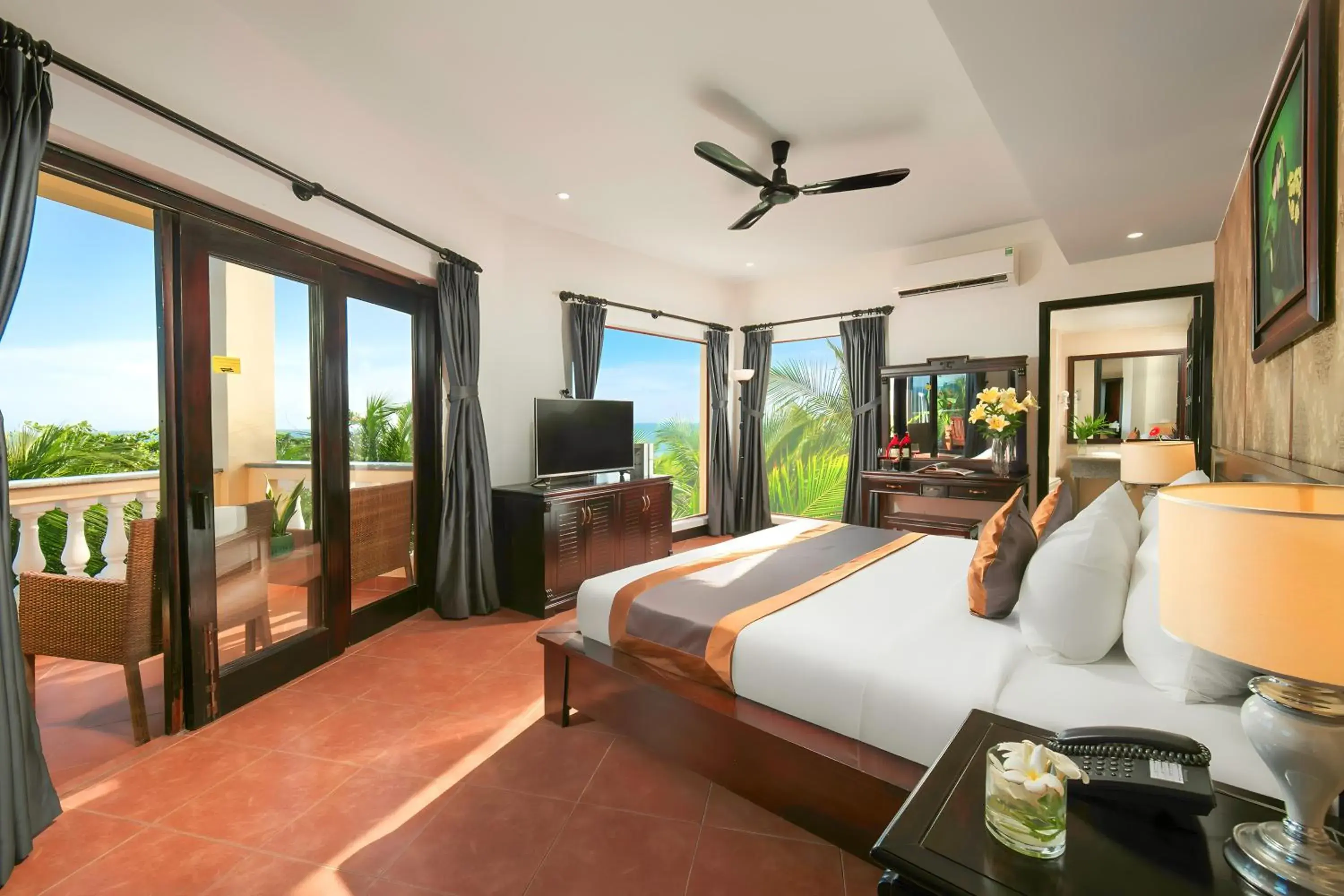 Deluxe Double Room with Balcony and Sea View in Sea Lion Beach Resort Mui Ne Deluxe Double Room with Balcony and Sea View in Sea Lion Beach Resort Mui Ne