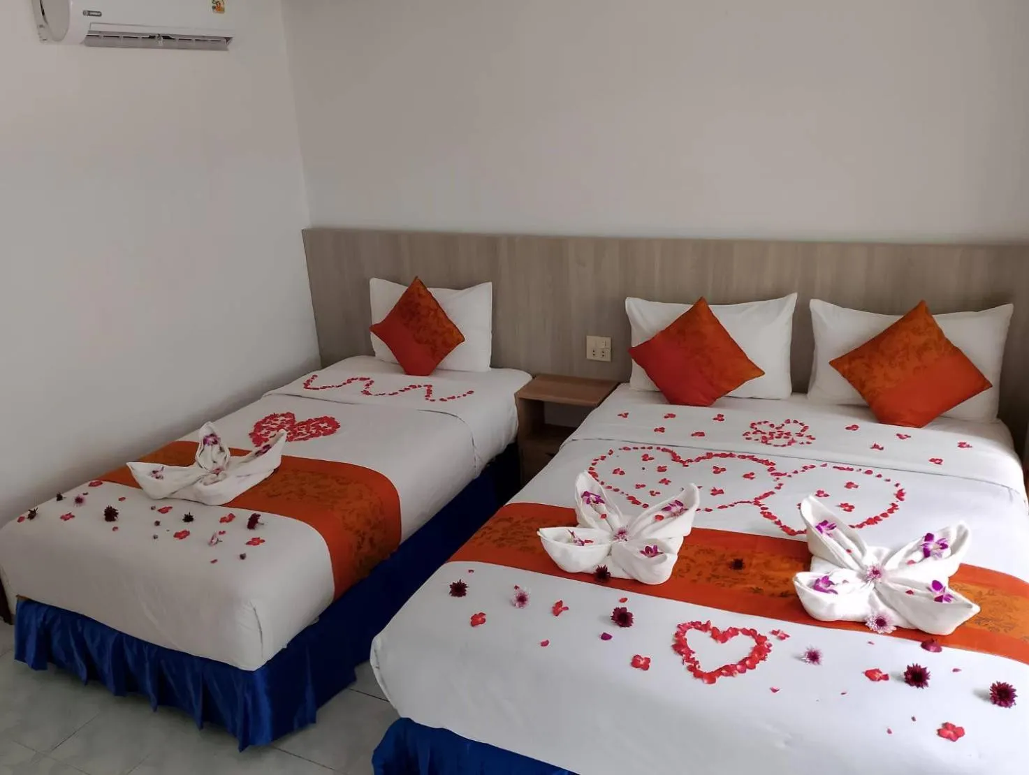 Bed in Aonang Village Resort