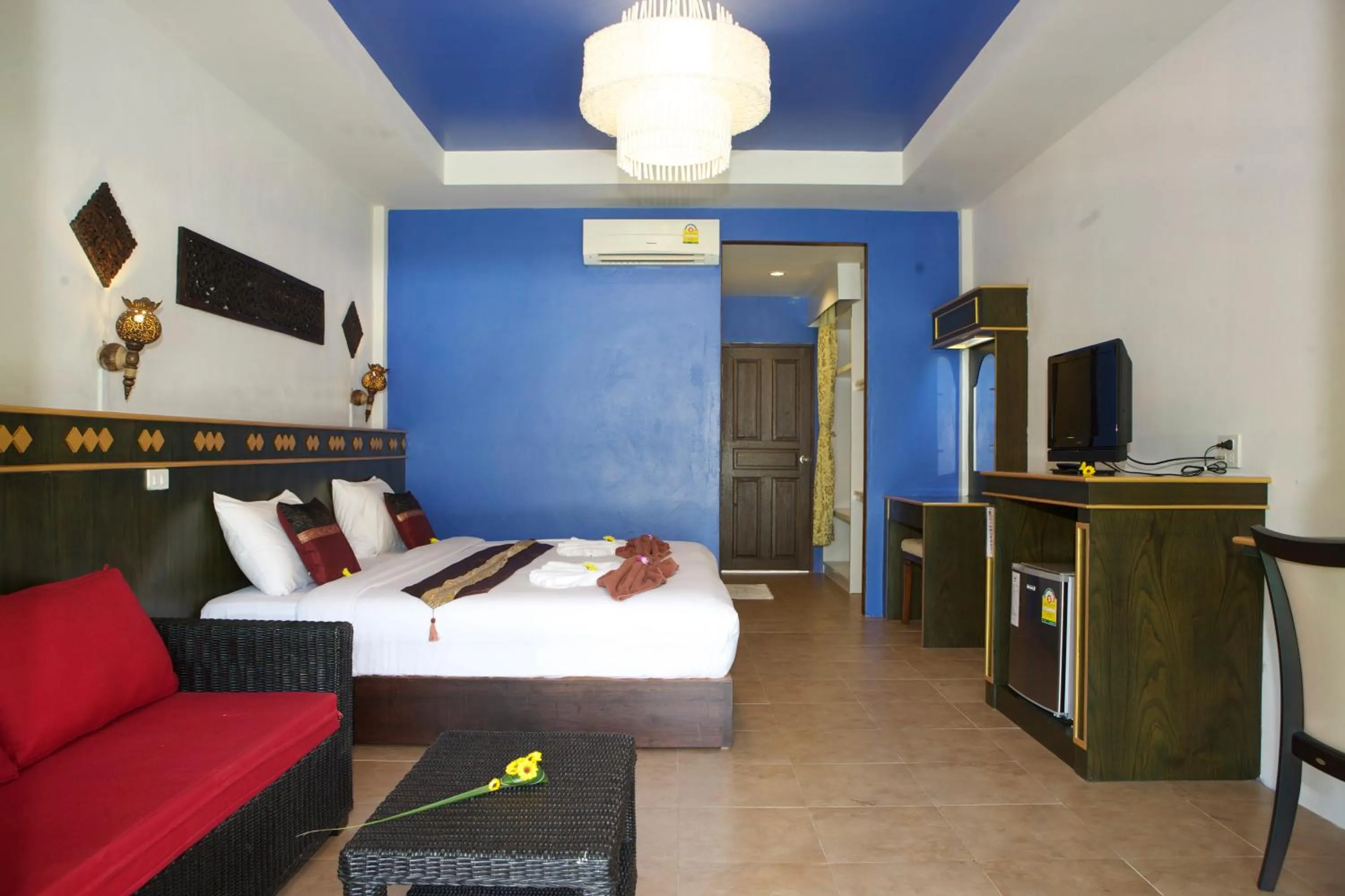 Photo of the whole room in Simple Life Resort Koh Tao