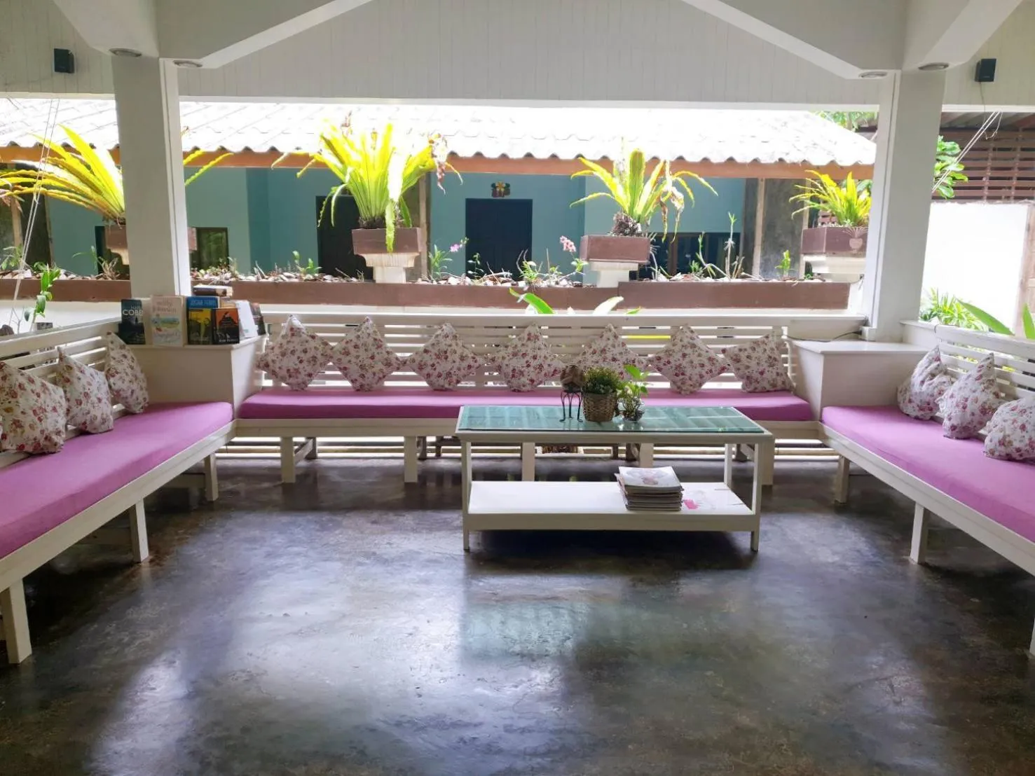 Lobby or reception in Simple Life Resort Koh Tao