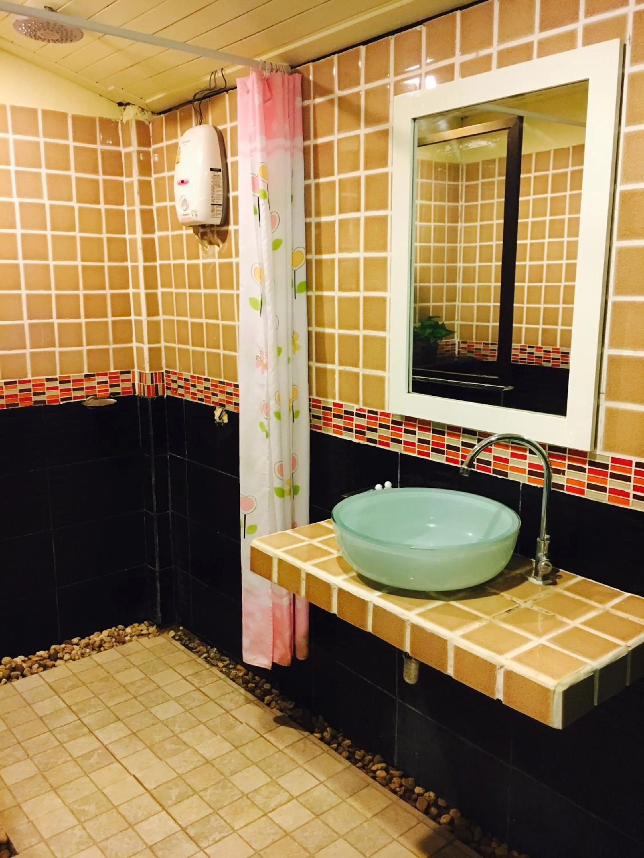 Bathroom in Lanta Paragon