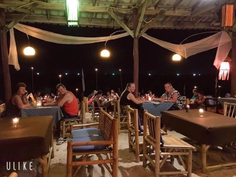 Restaurant/places to eat in Lanta Paragon