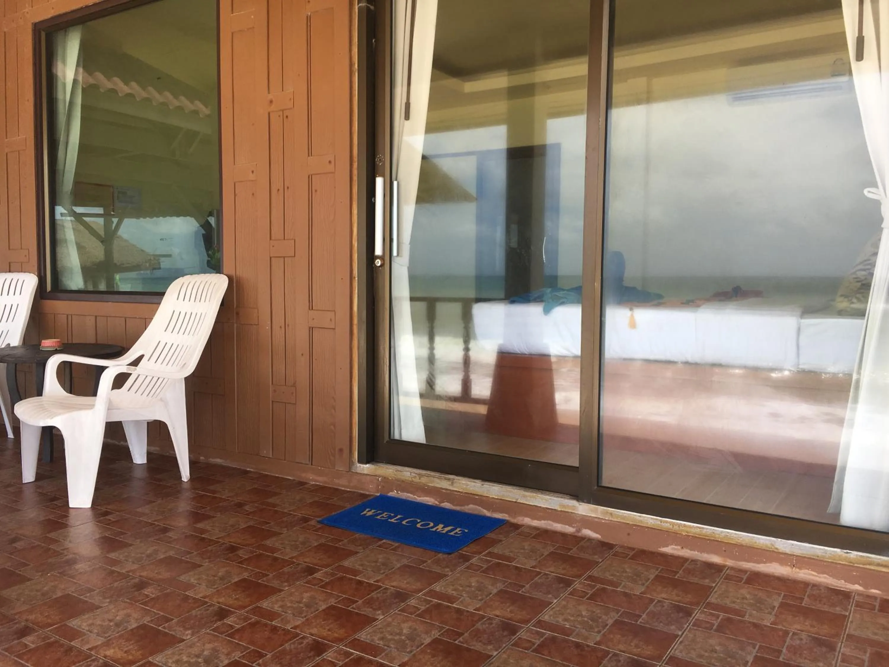 Facade/entrance in Lanta Paragon