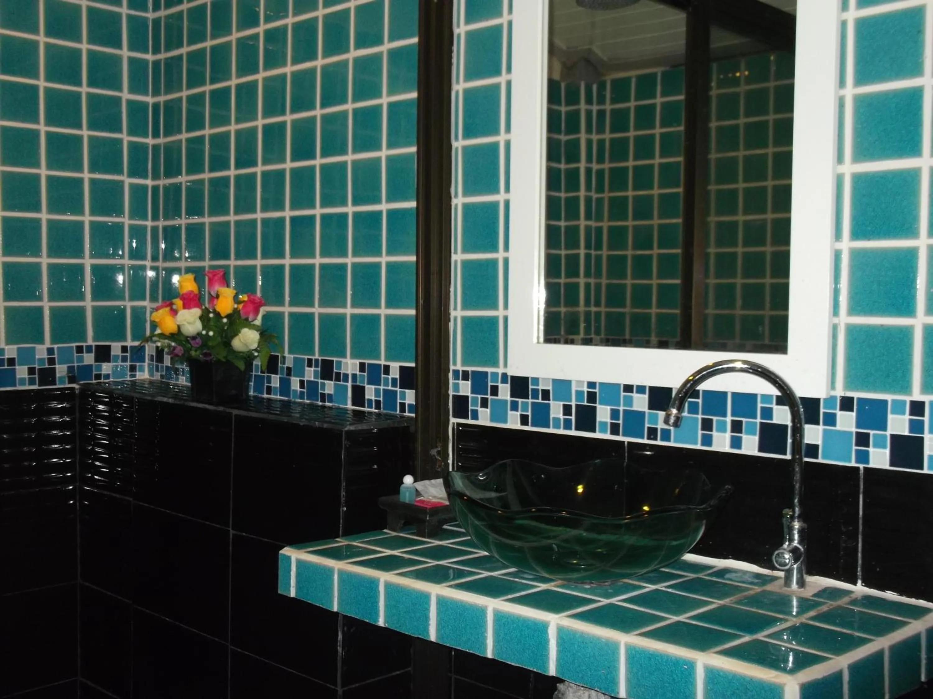 Bathroom in Lanta Paragon