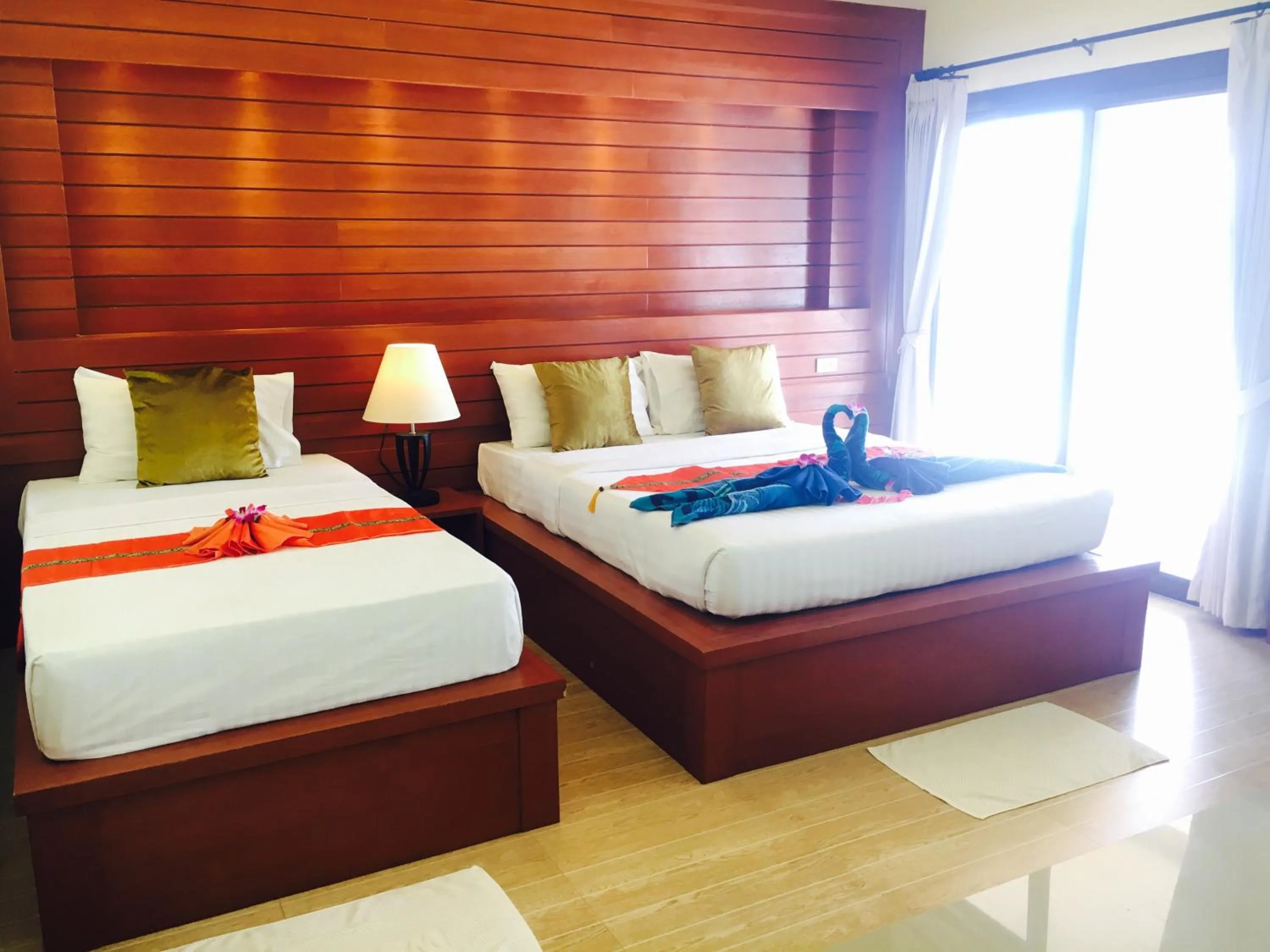 Bed in Lanta Paragon