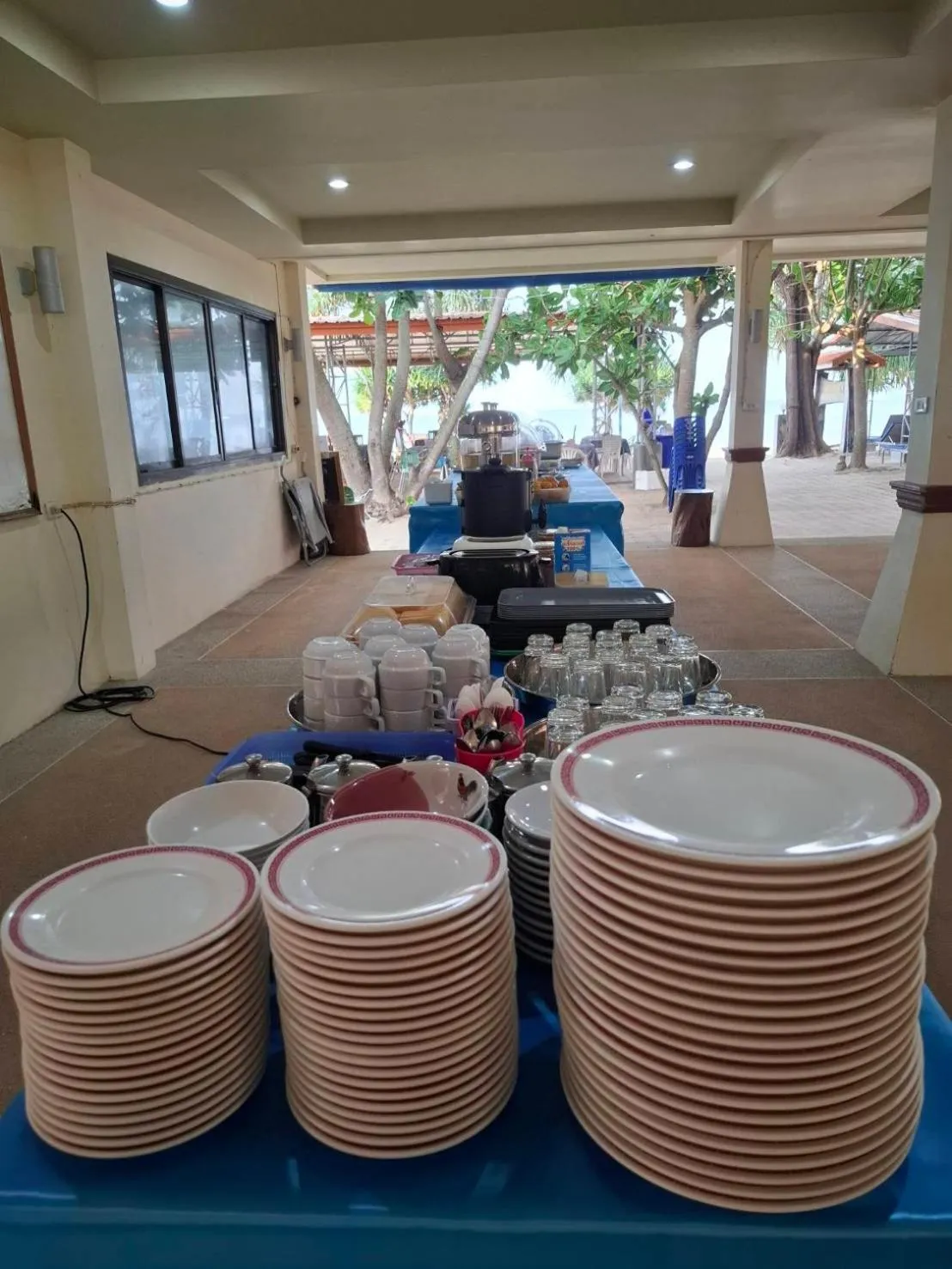 Buffet breakfast in Lanta Summer House 1