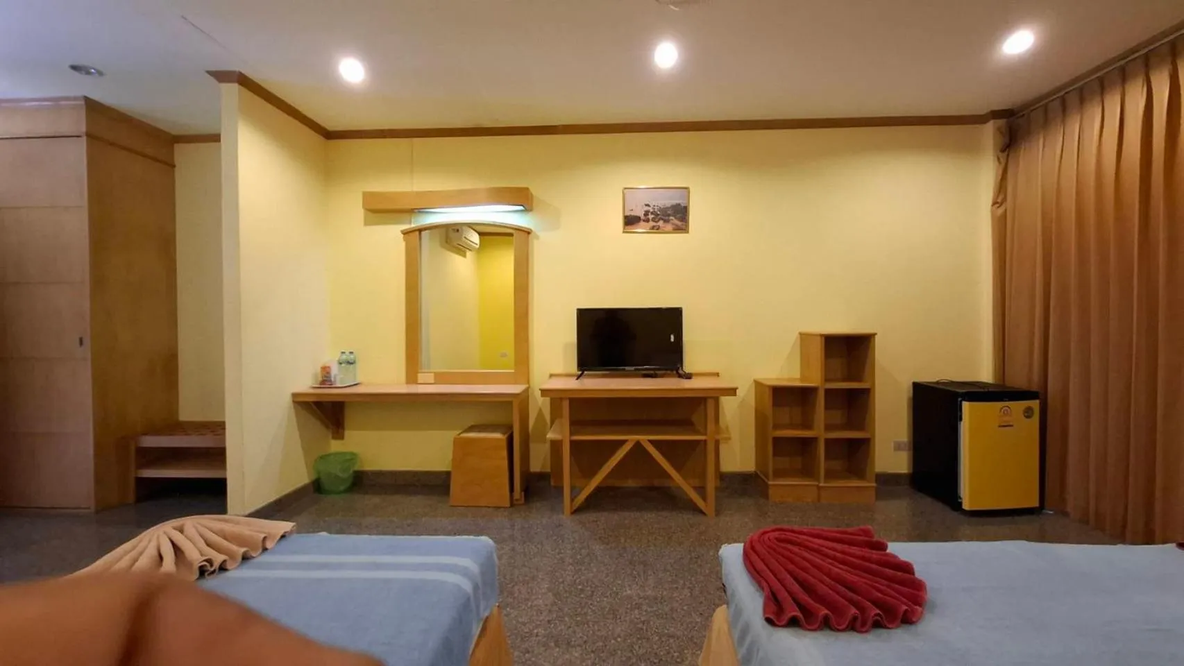 TV and multimedia, Bed in Lanta Summer House 1