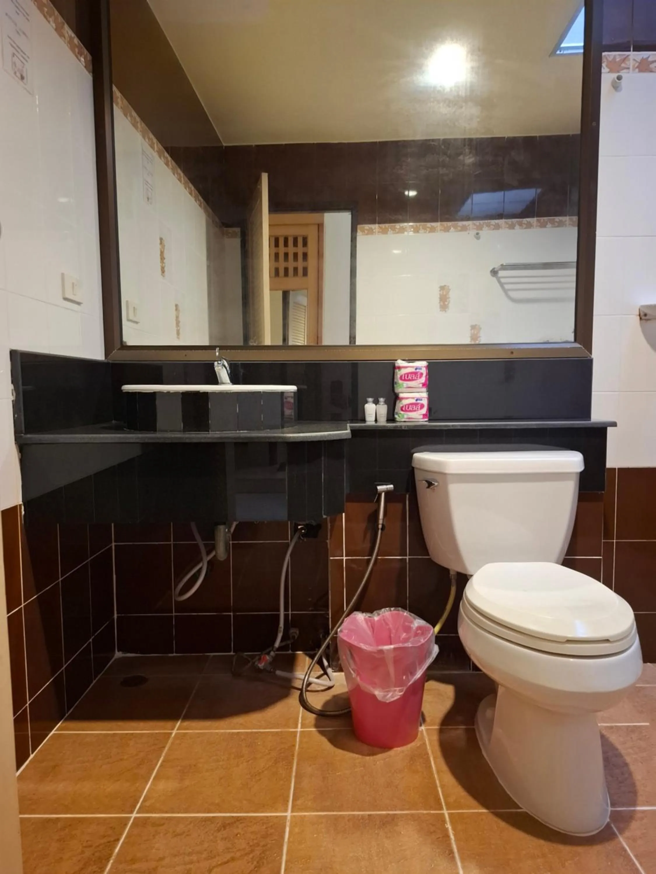 Bathroom in Lanta Summer House 1