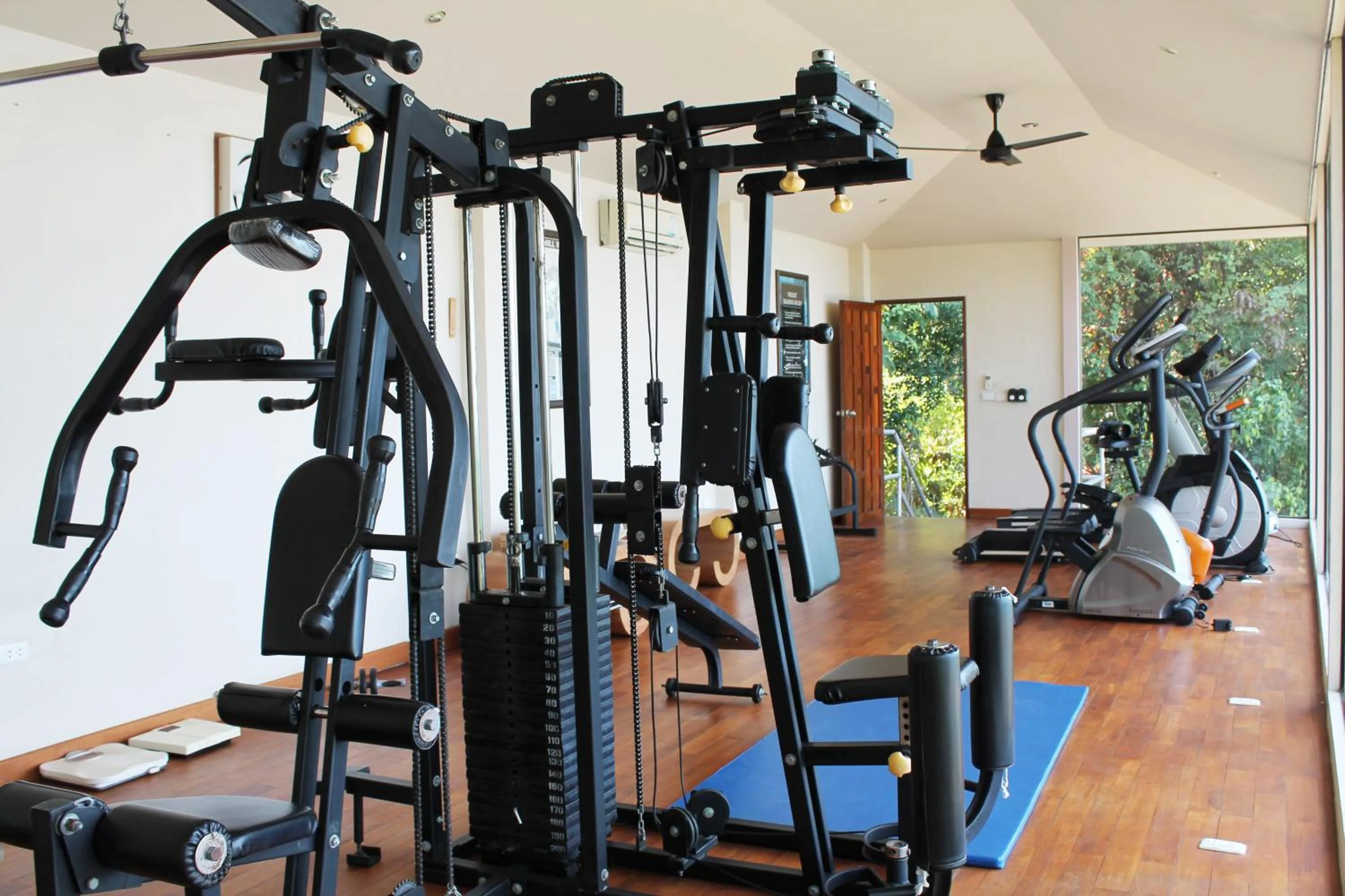 Fitness centre/facilities in The Sunset Beach Resort & Spa, Taling Ngam, Ko Samui