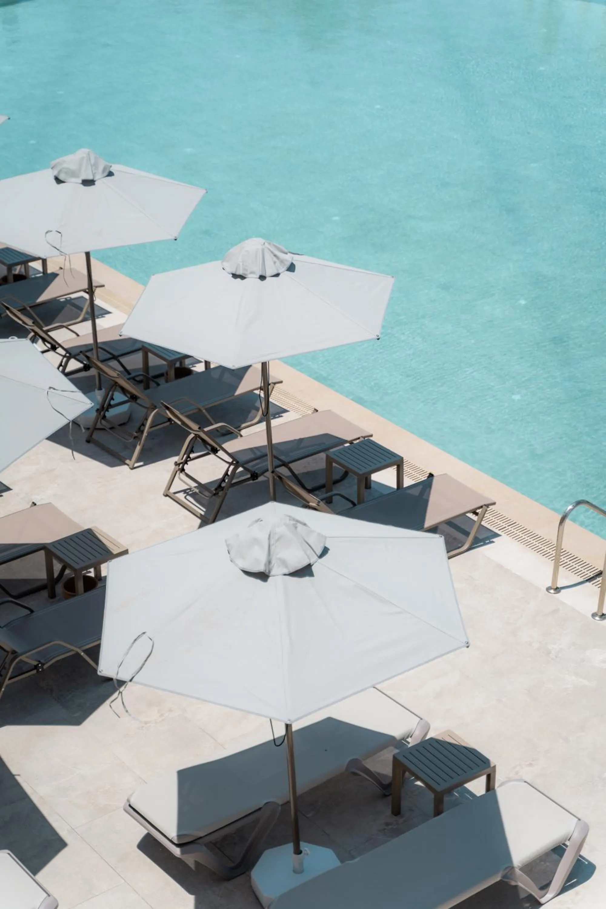 Swimming pool in Elios Hill