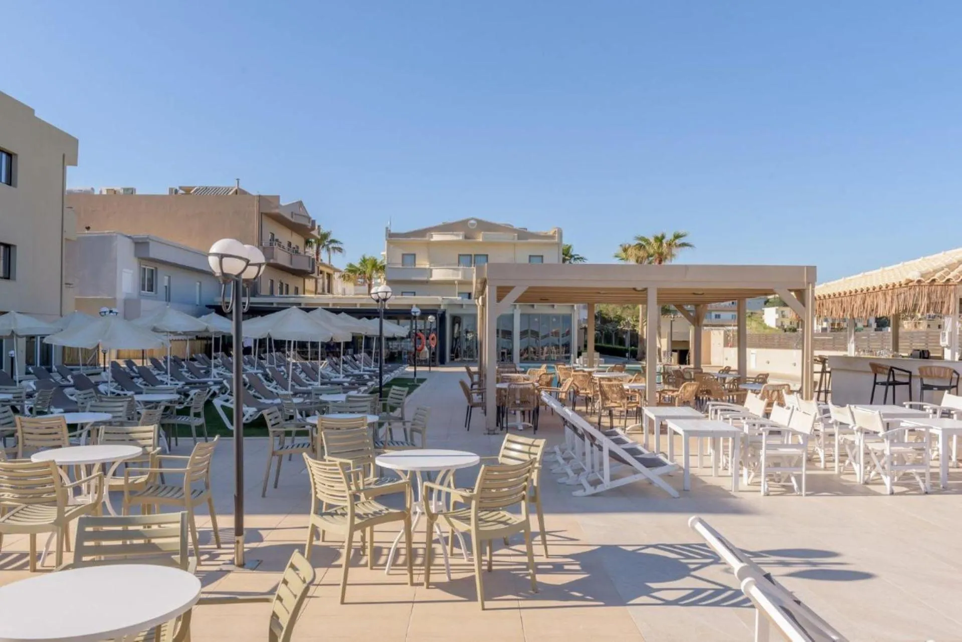 Balcony/Terrace in Zeus Hotels Neptuno Beach