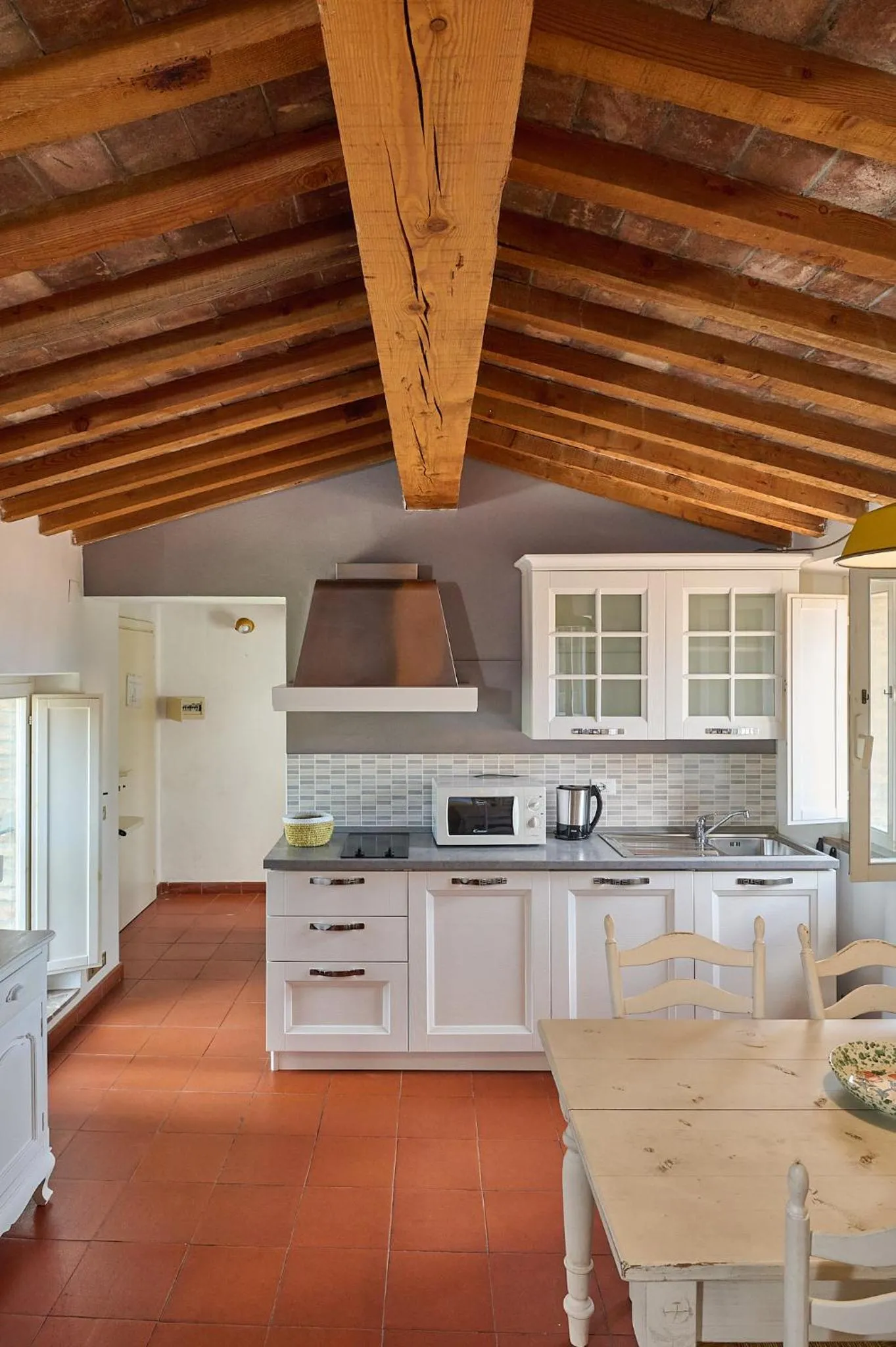 Kitchen or kitchenette in Il Chiostro Appartamenti & Suites