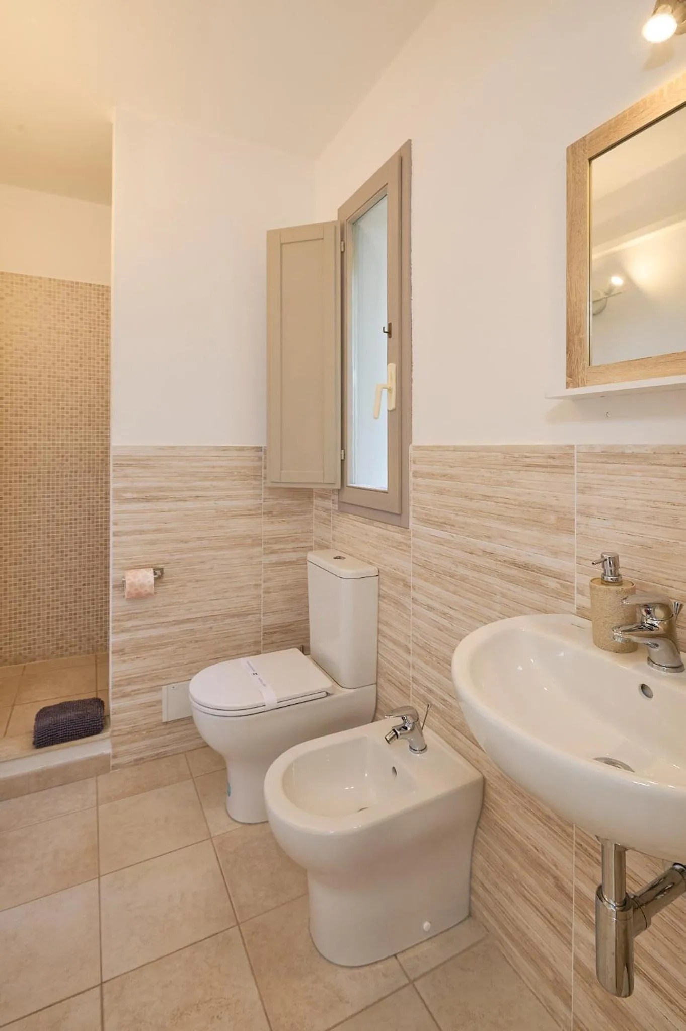 Toilet in Il Chiostro Appartamenti & Suites