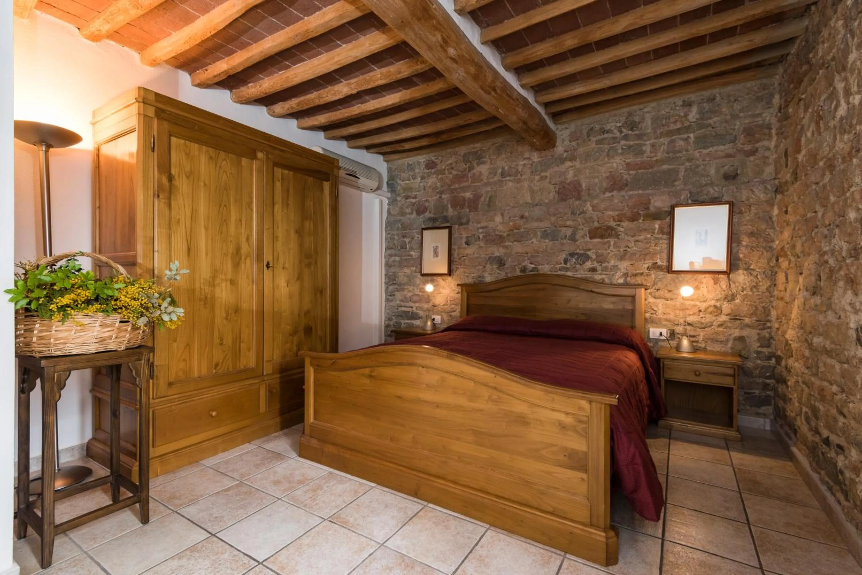 Bed in Il Chiostro Appartamenti & Suites