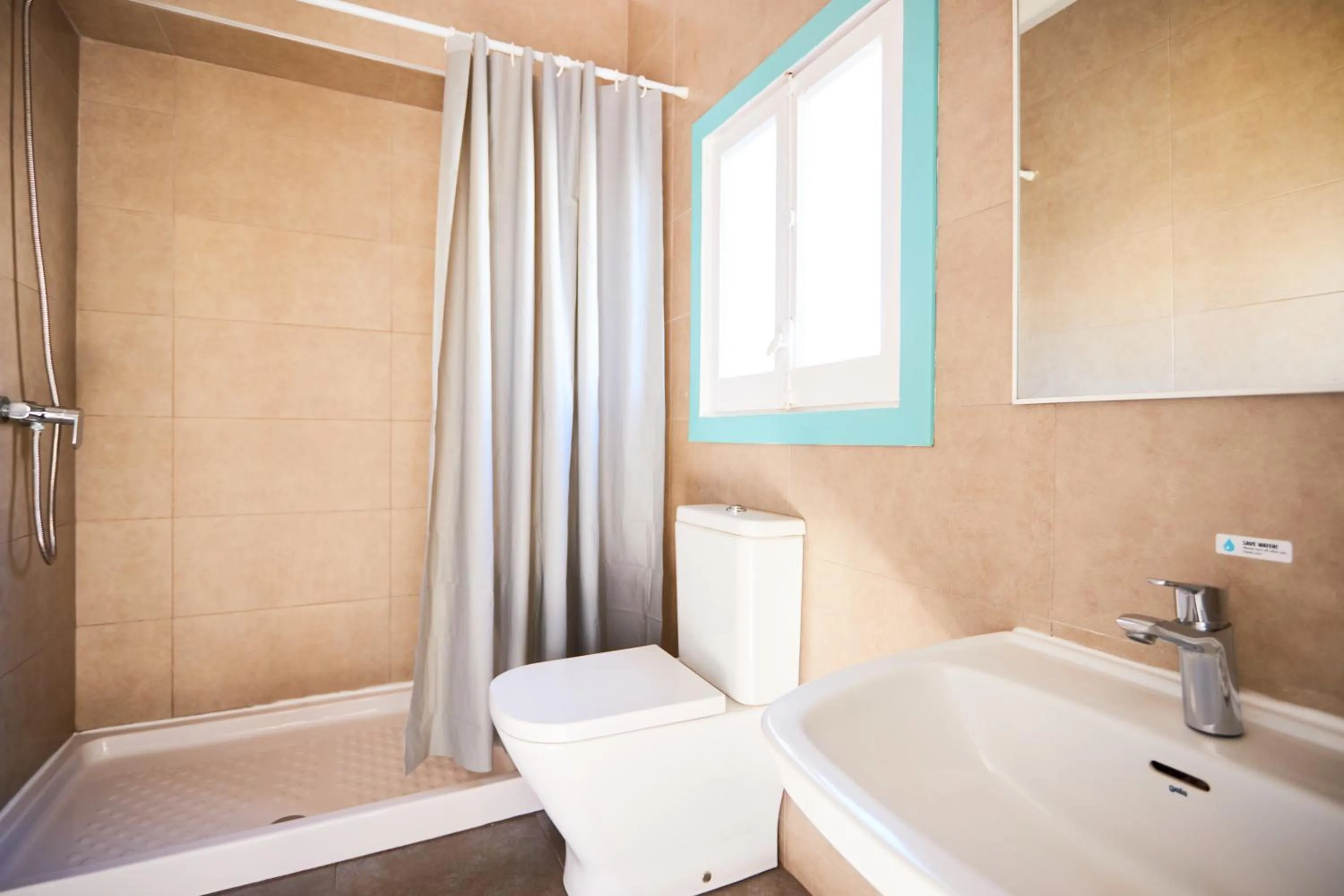 Shower in Hostal Sunset Ibiza