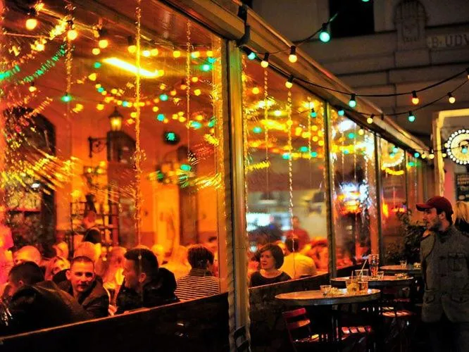 Restaurant/places to eat in Made Inn Budapest