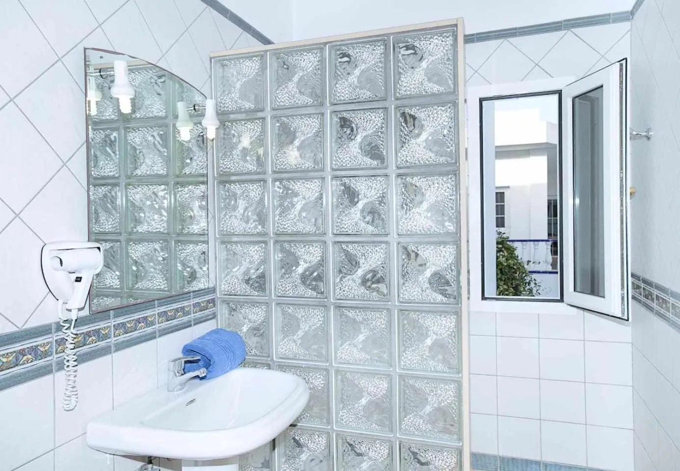 Villas del Mar Viña y Cabrera