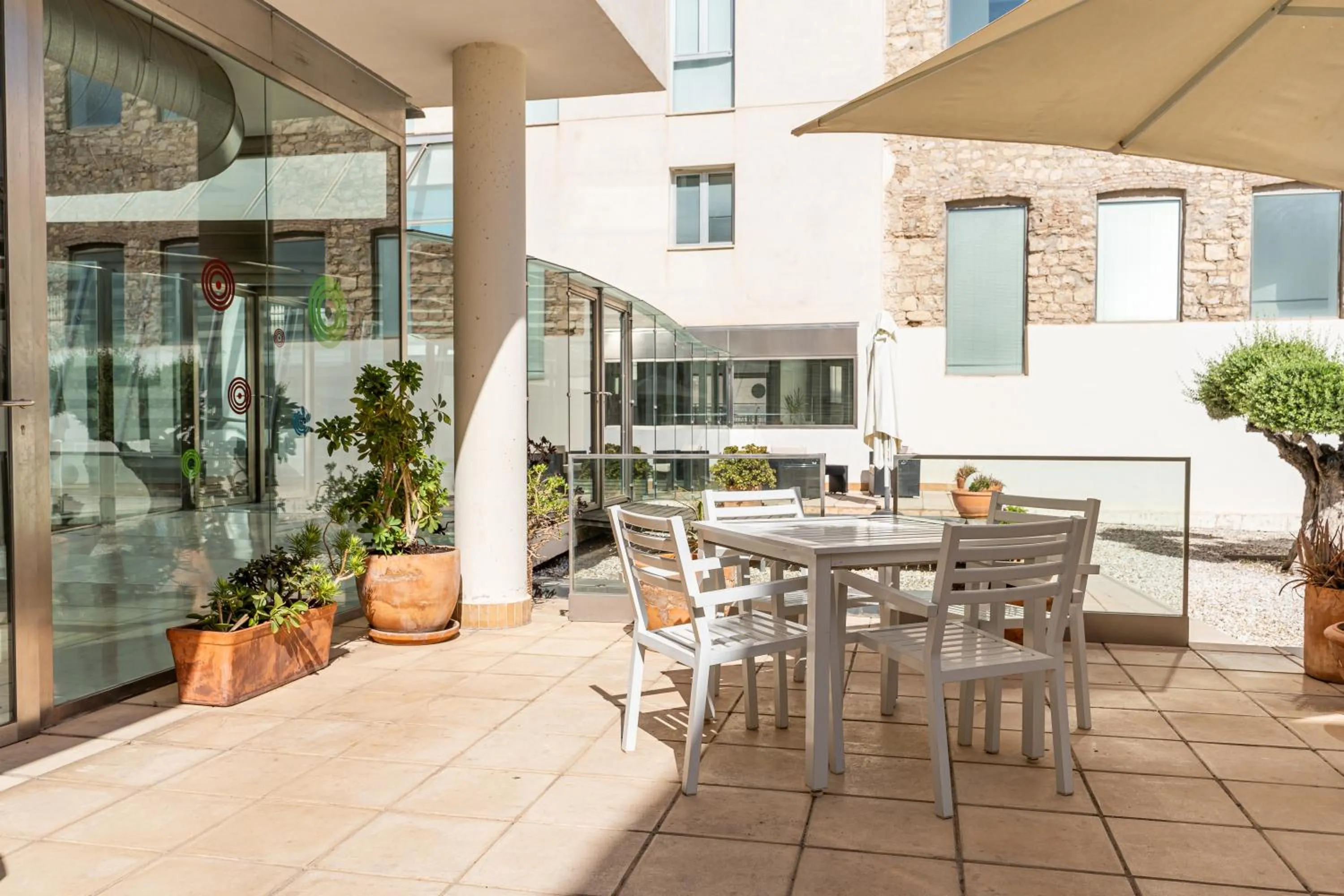 Patio in Albergue Inturjoven Jaen