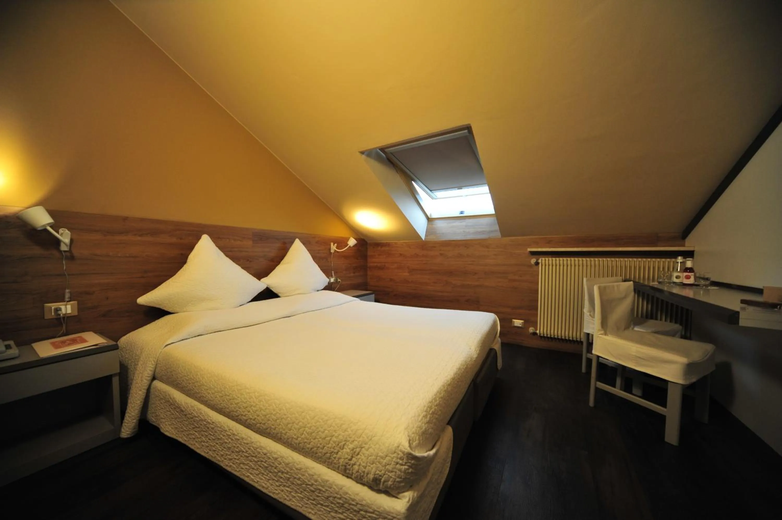 Bed in Hotel Liberty