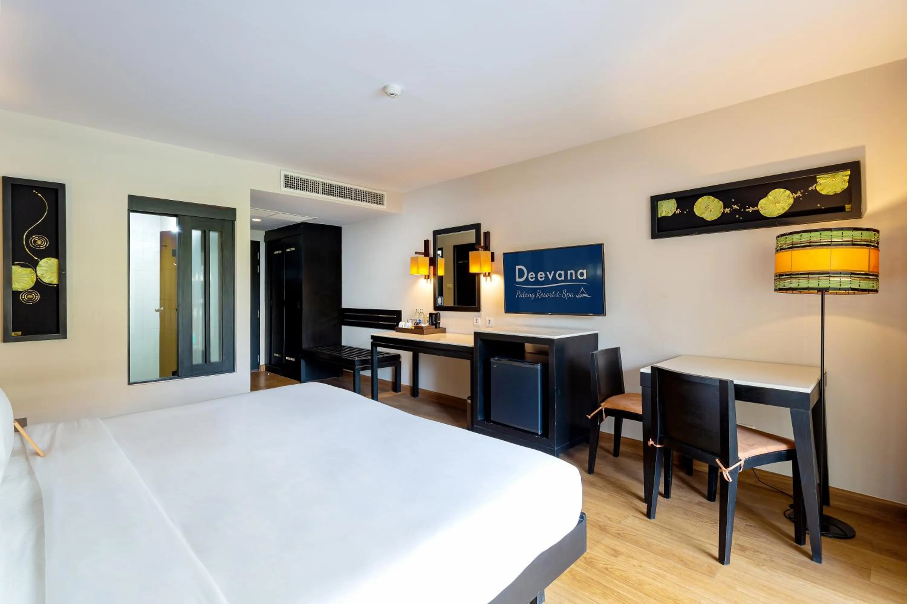 TV and multimedia, Bed in Deevana Patong Resort & Spa