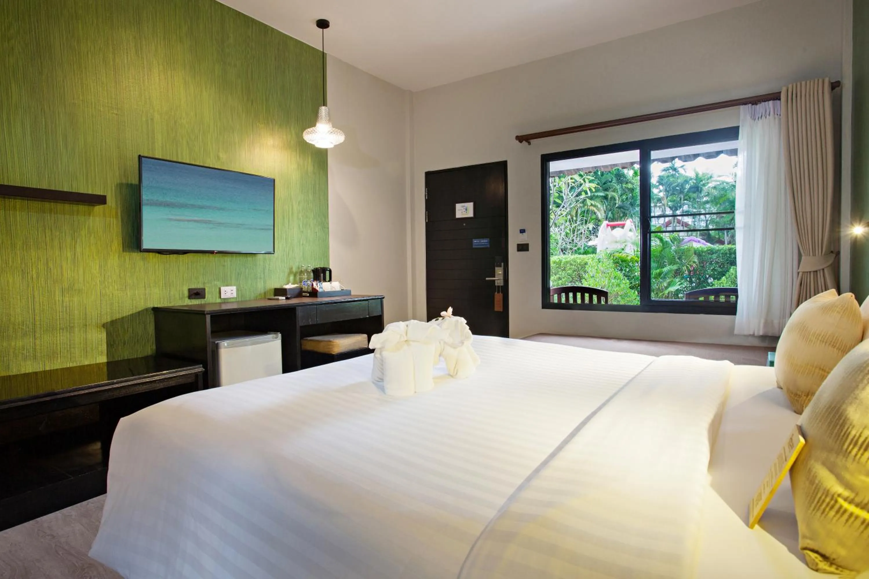 Bedroom, Bed in Deevana Patong Resort & Spa