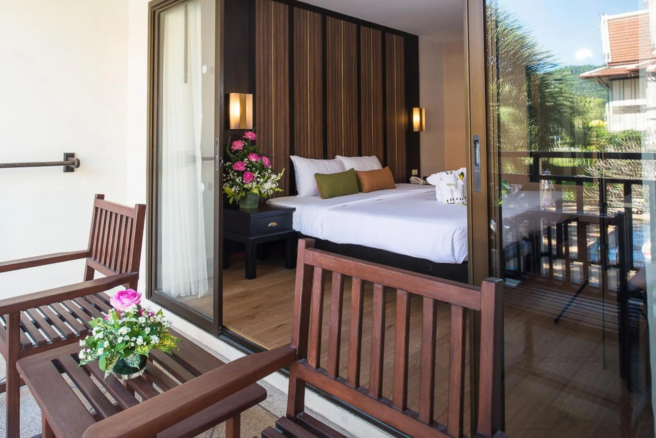 Balcony/Terrace, Bed in Deevana Patong Resort & Spa