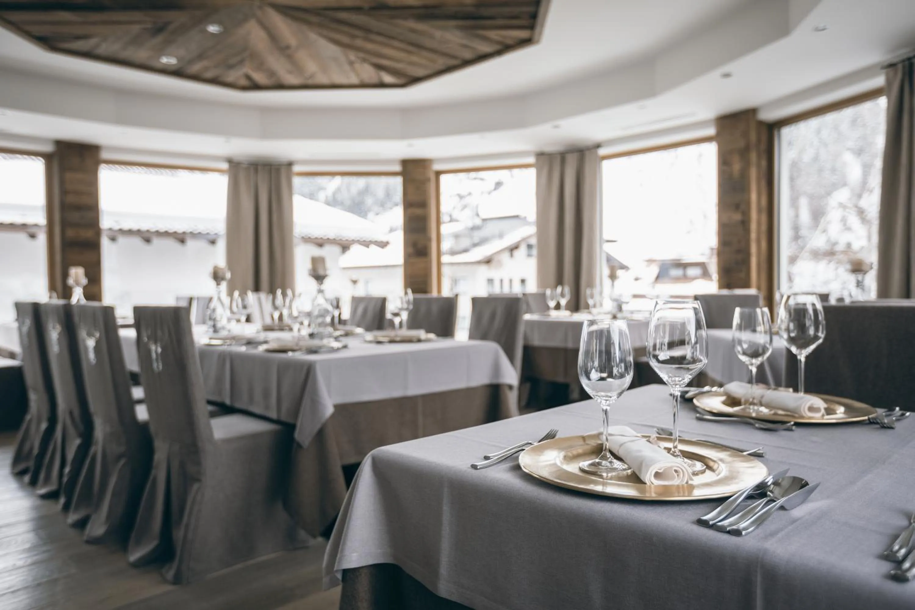 Restaurant/places to eat in Alpine Resort Sportalm