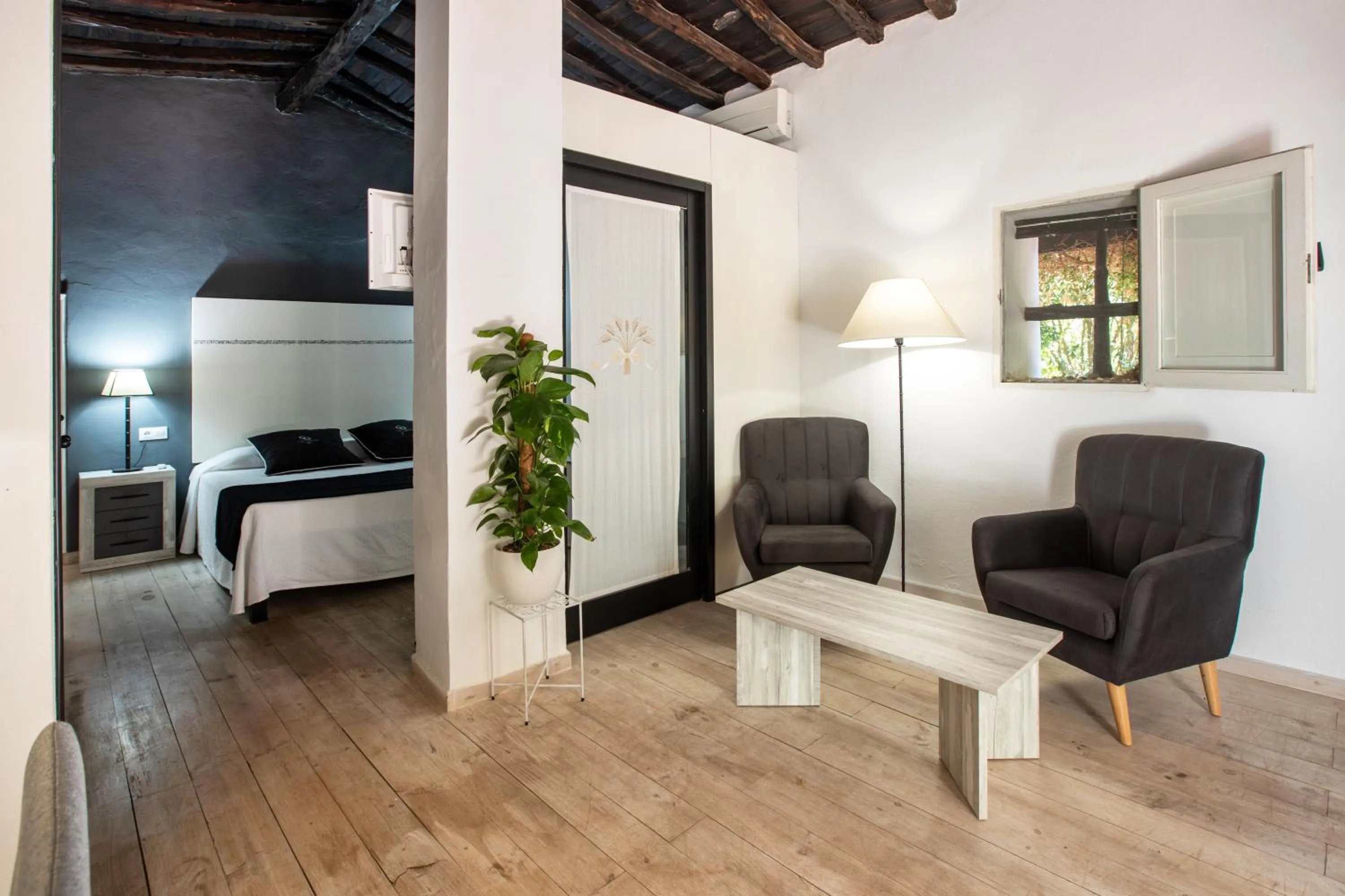 Bed in Agroturismo Can Guillem