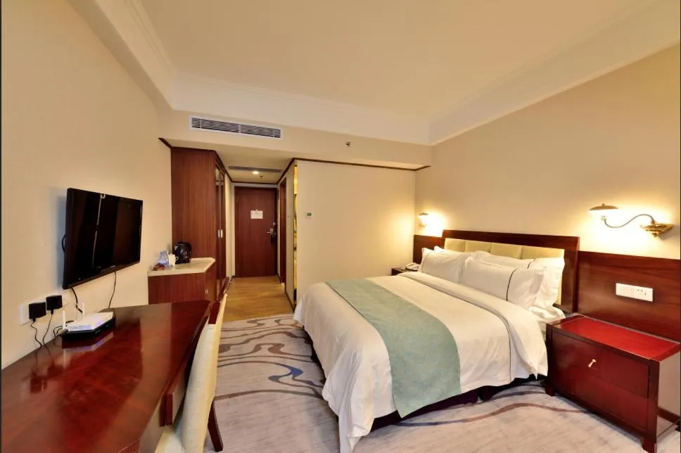 Bed in Hai Jun Hotel Guangzhou
