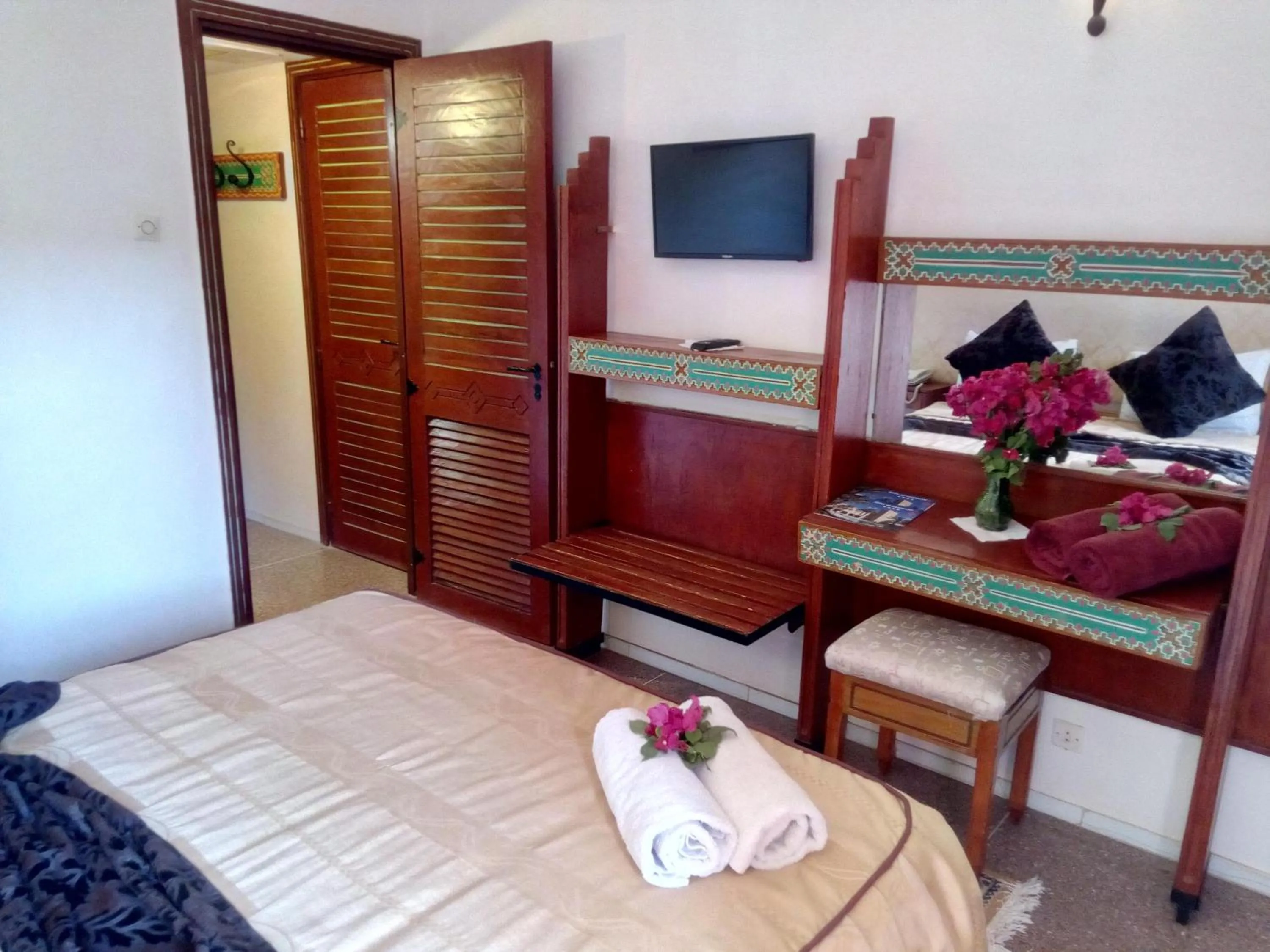 Bed in Hôtel Le Tinsouline