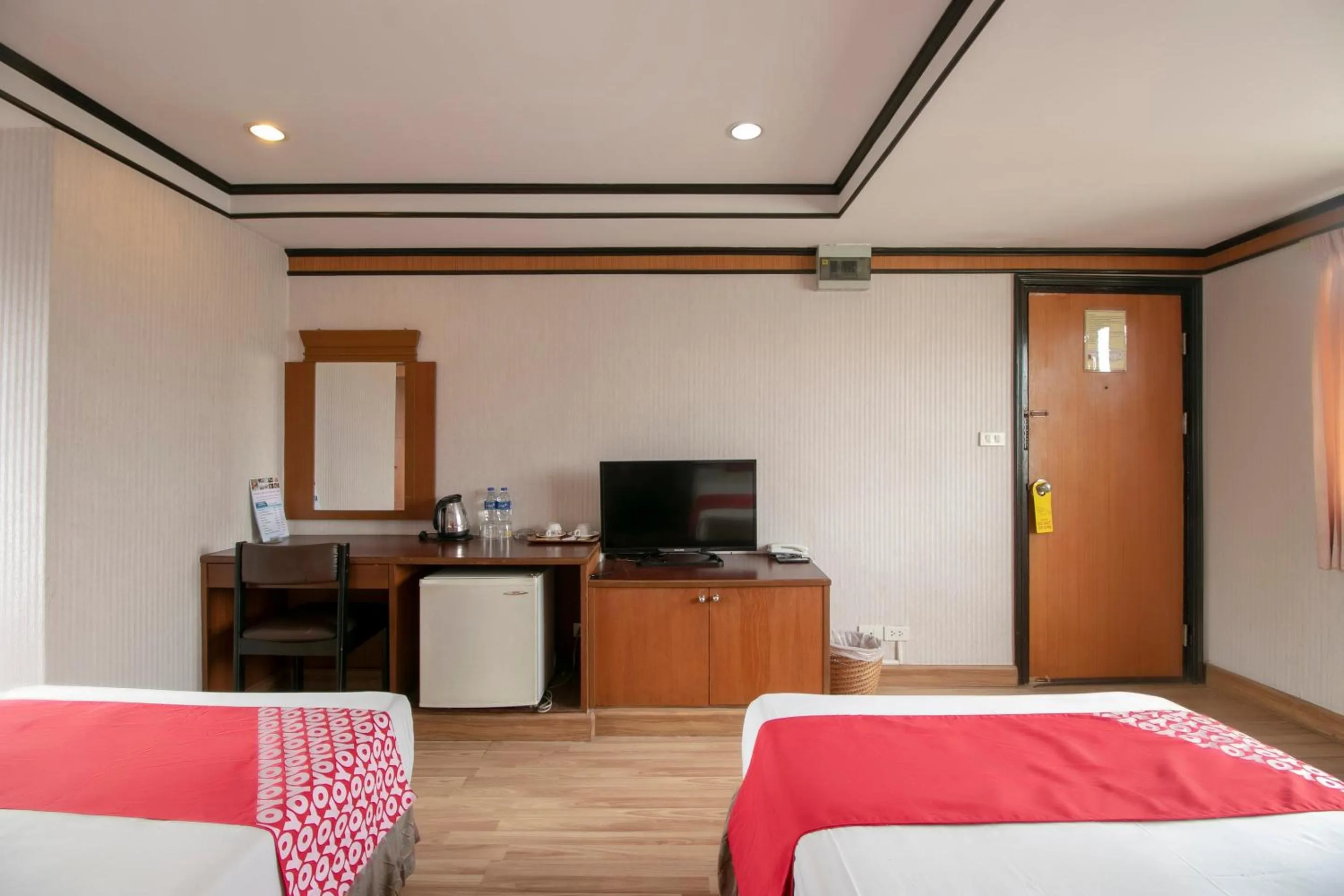 Bedroom, Bed in Hotel Win Long