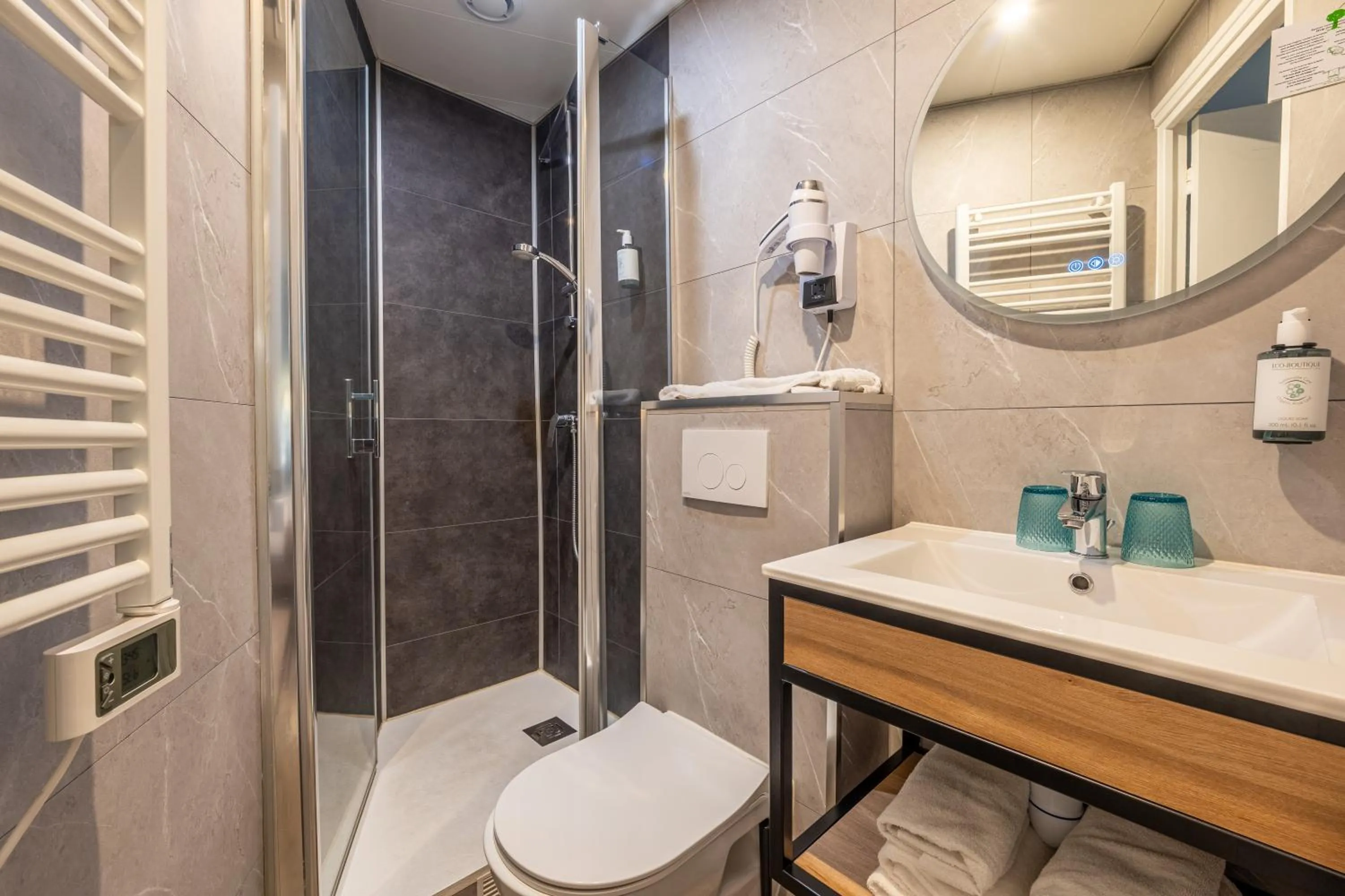 Bathroom in Relais Bergson