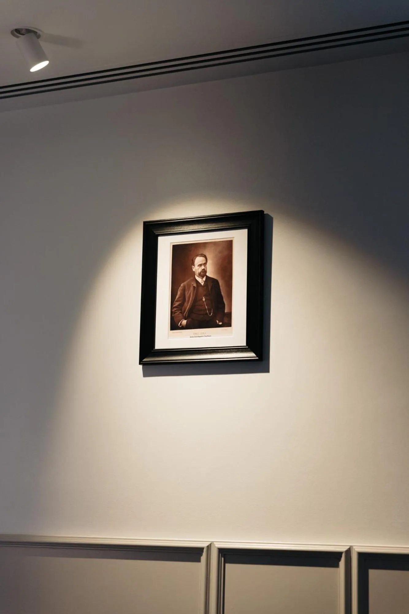 Decorative detail in Leicester House Hotel