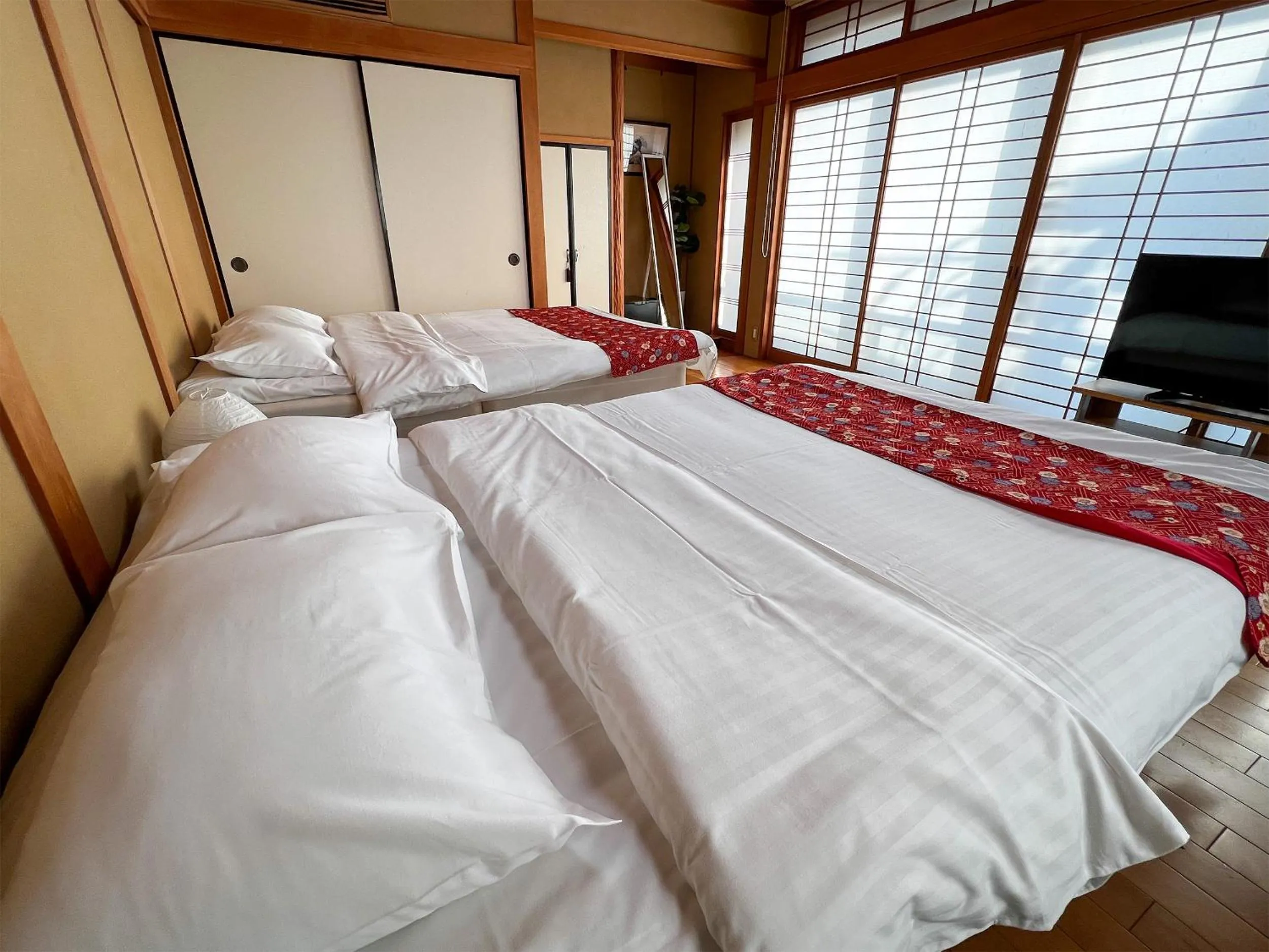 Bed in Hondori Inn