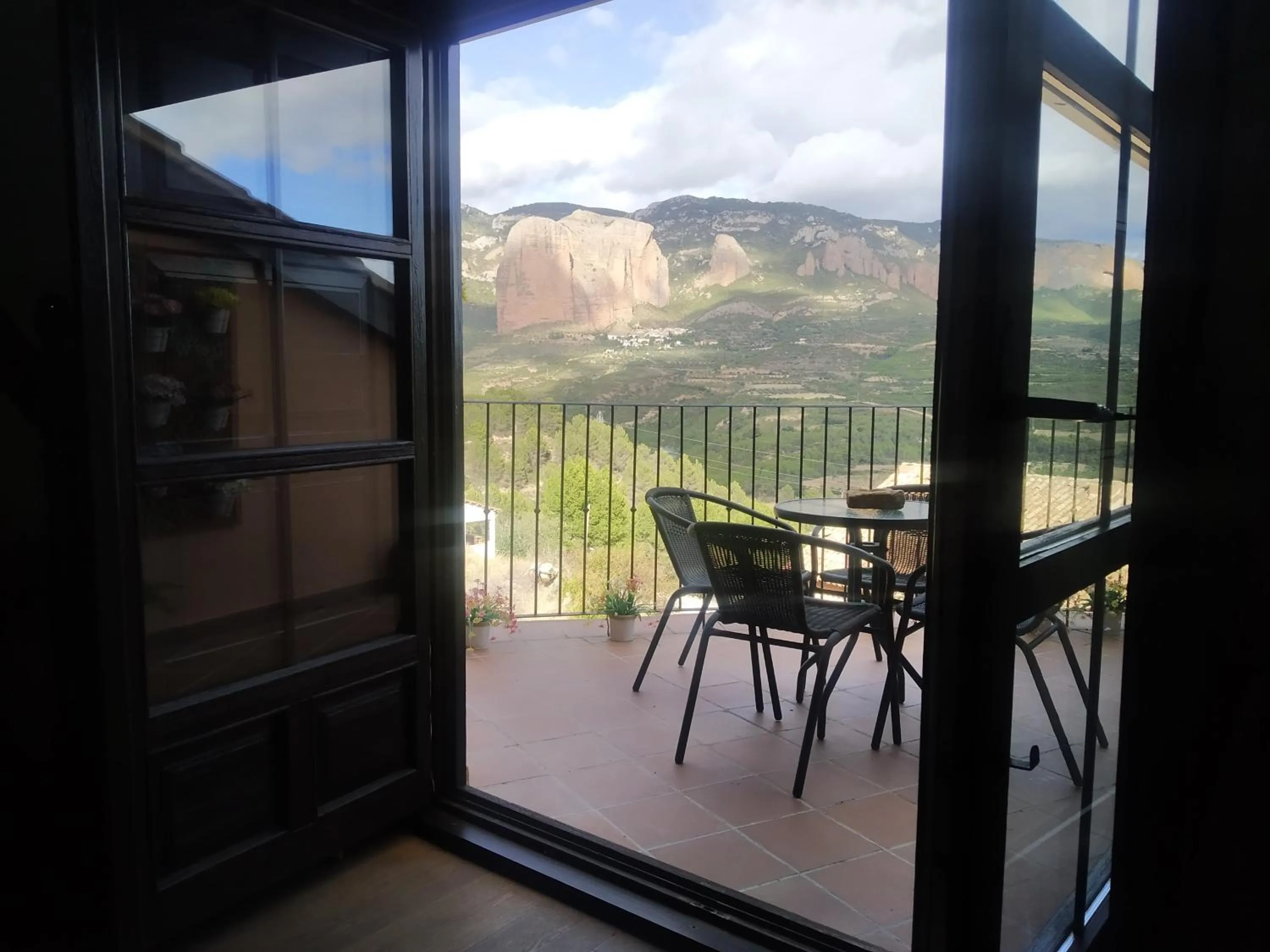 River view in Hotel Boutique Real Posada De Liena con jacuzzi y Restaurante Liena