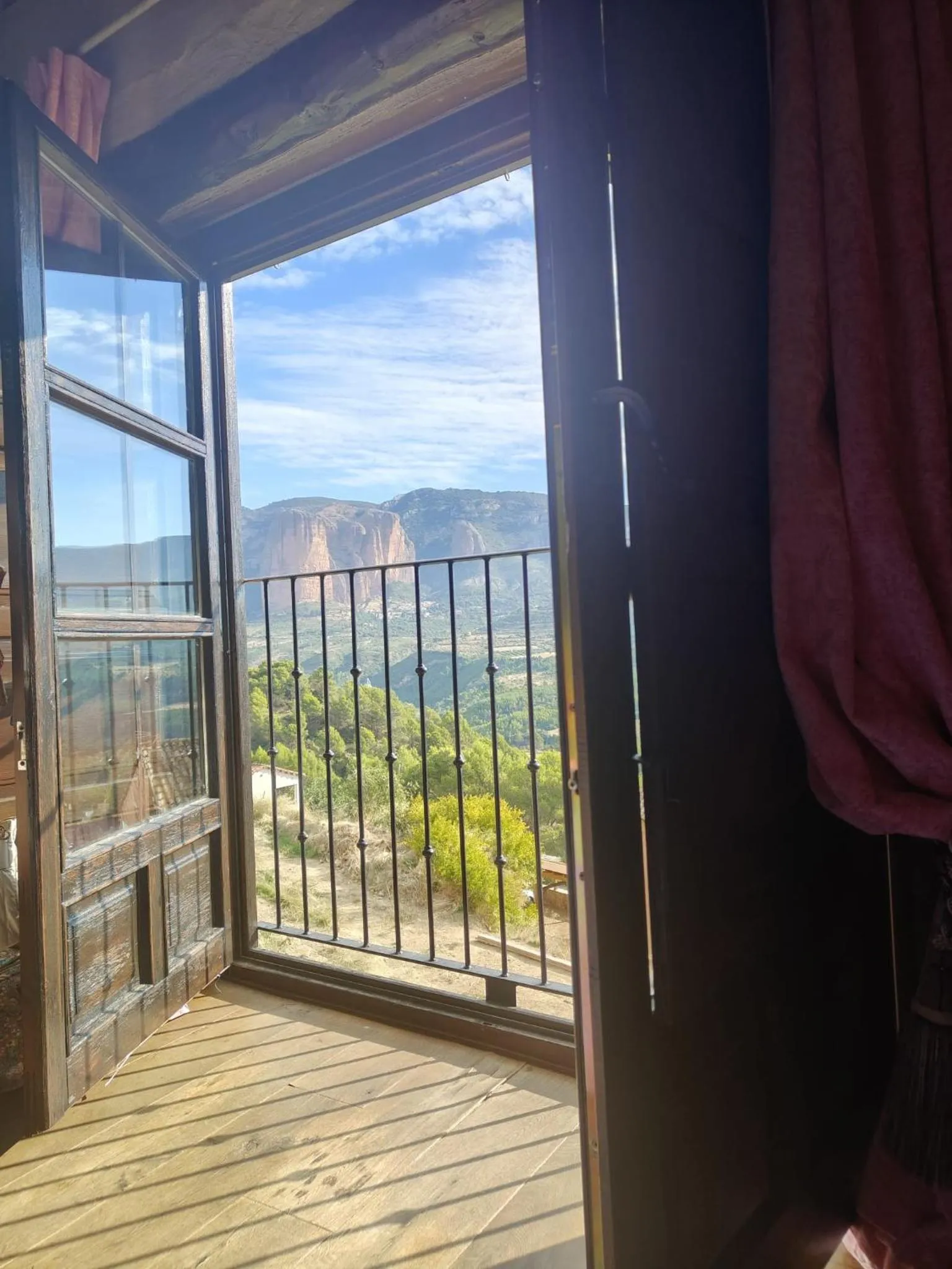 Mountain view in Hotel Boutique Real Posada De Liena con jacuzzi y Restaurante Liena