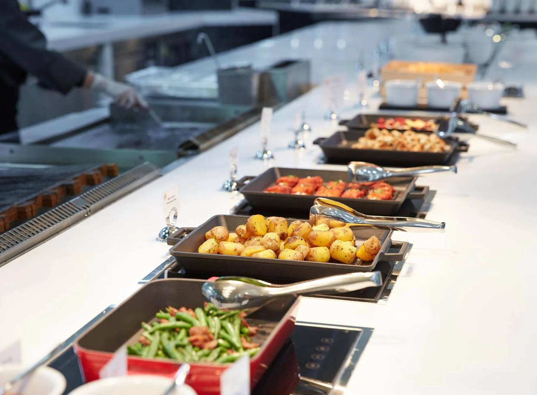 Restaurant/places to eat in Howard Johnson by Wyndham Incheon Airport