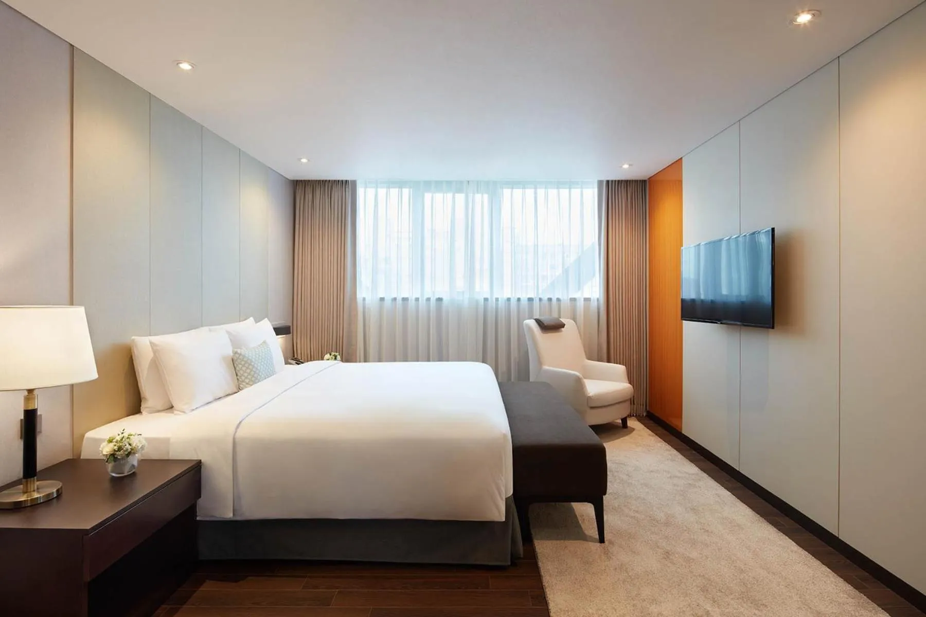 Bed in Howard Johnson by Wyndham Incheon Airport