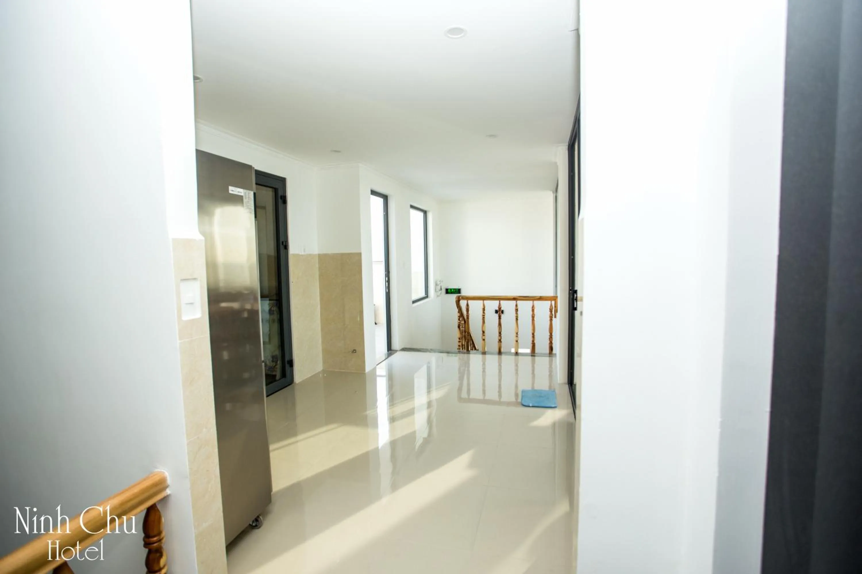 Shower in Khách Sạn Ninh Chữ