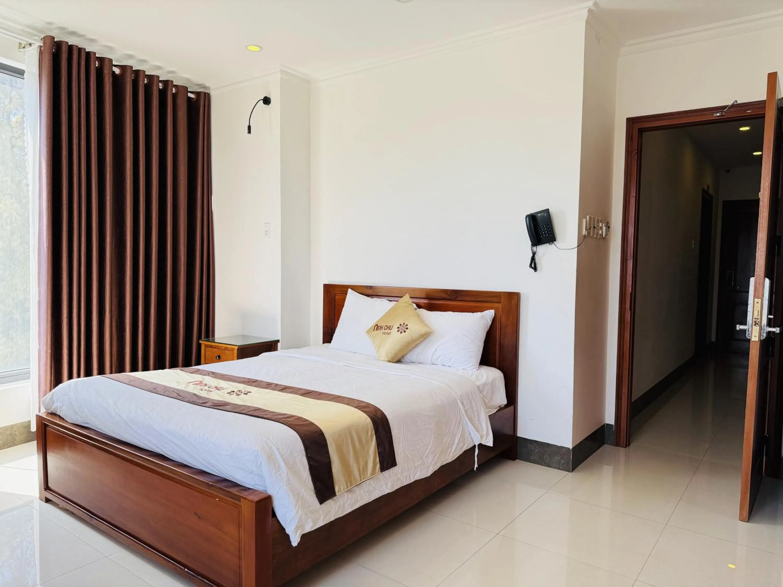 Bed in Khách Sạn Ninh Chữ