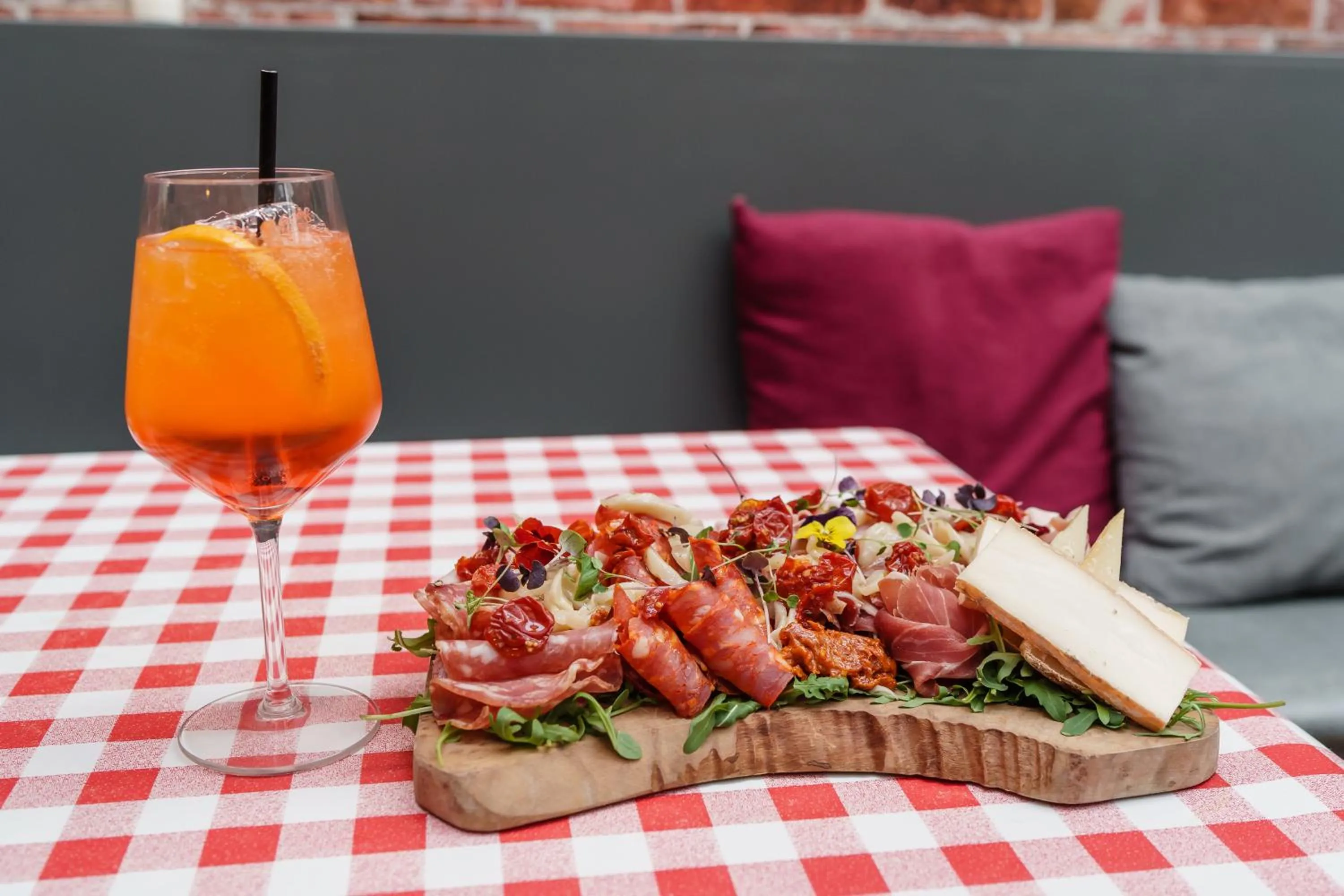 The Limes By Luigis Al Fresco