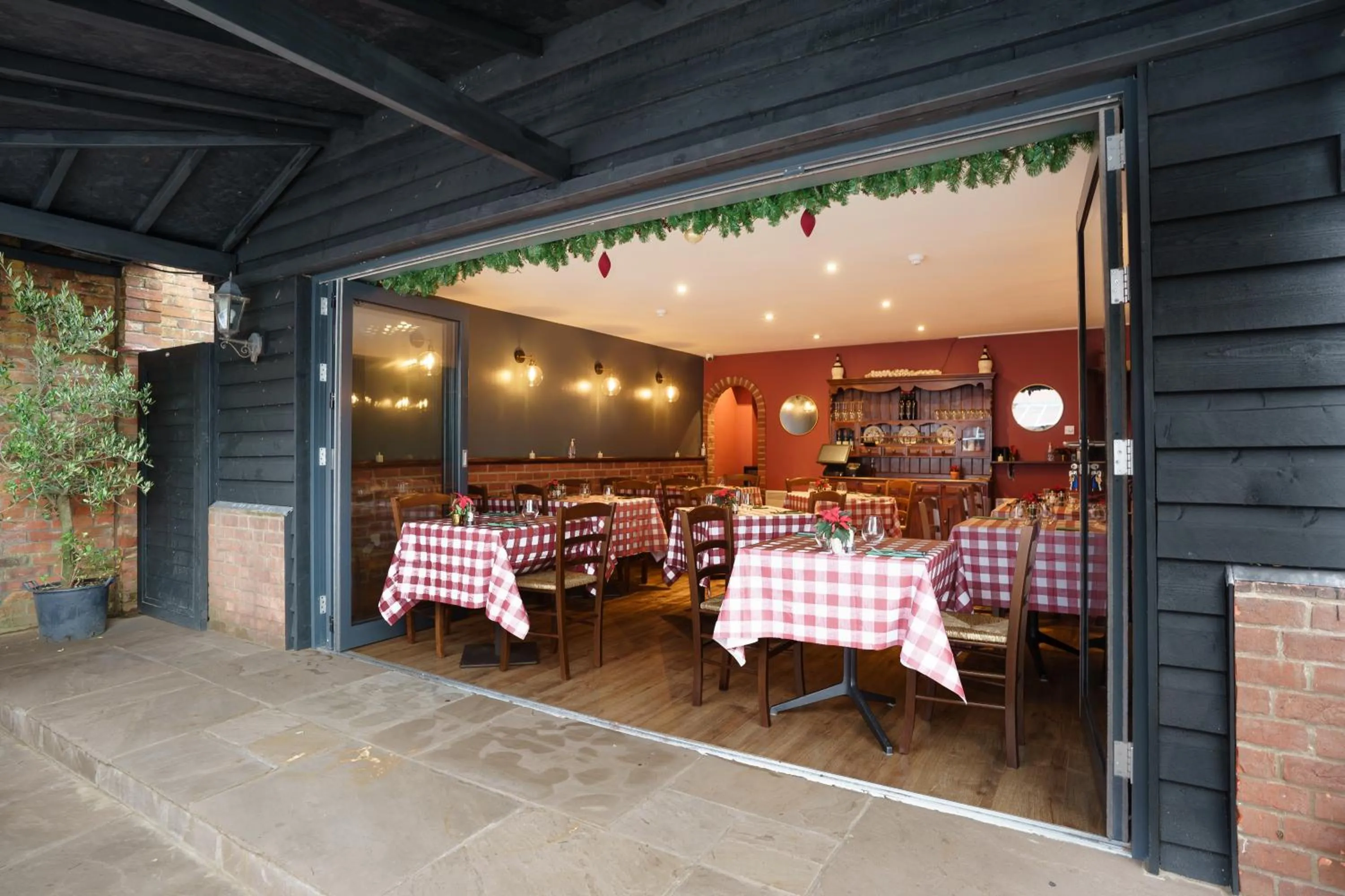 The Limes By Luigis Al Fresco