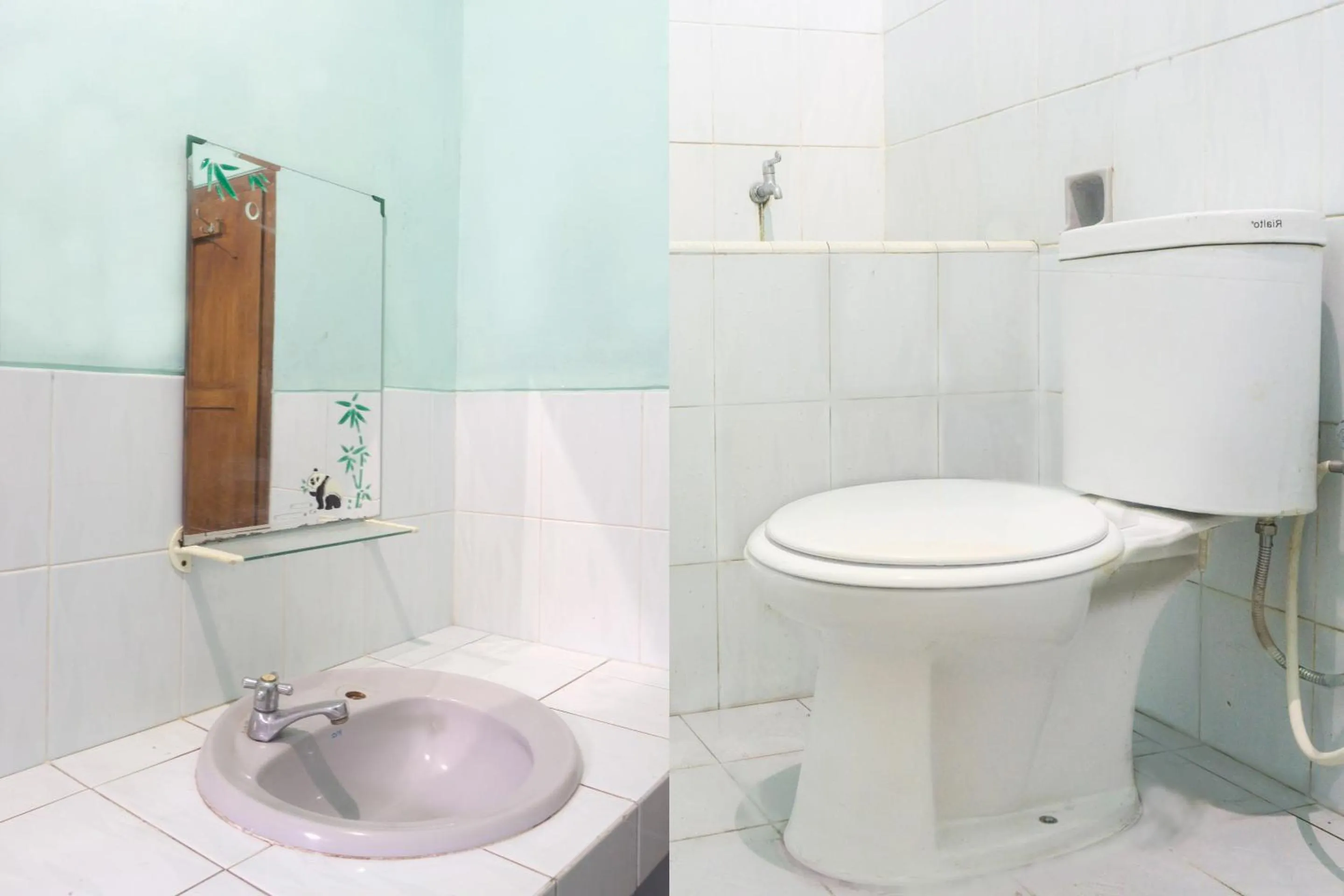 Bathroom in Hotel O Srikandi Hotel