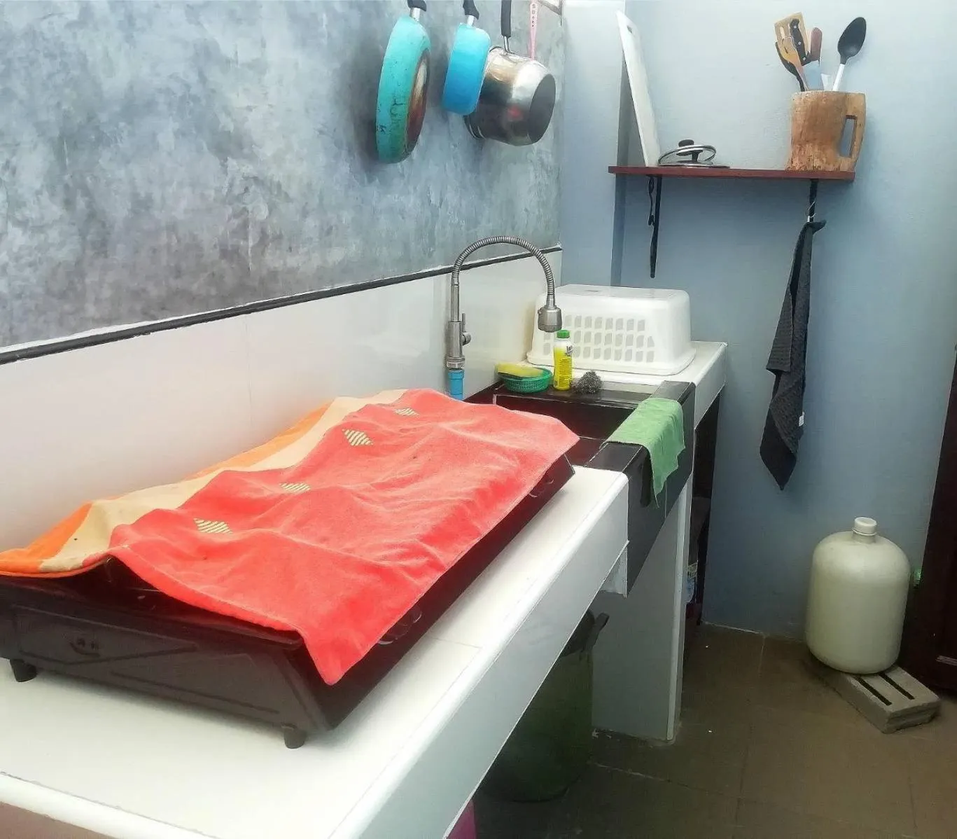 kitchen in Rec Art (House of recycle+Art)