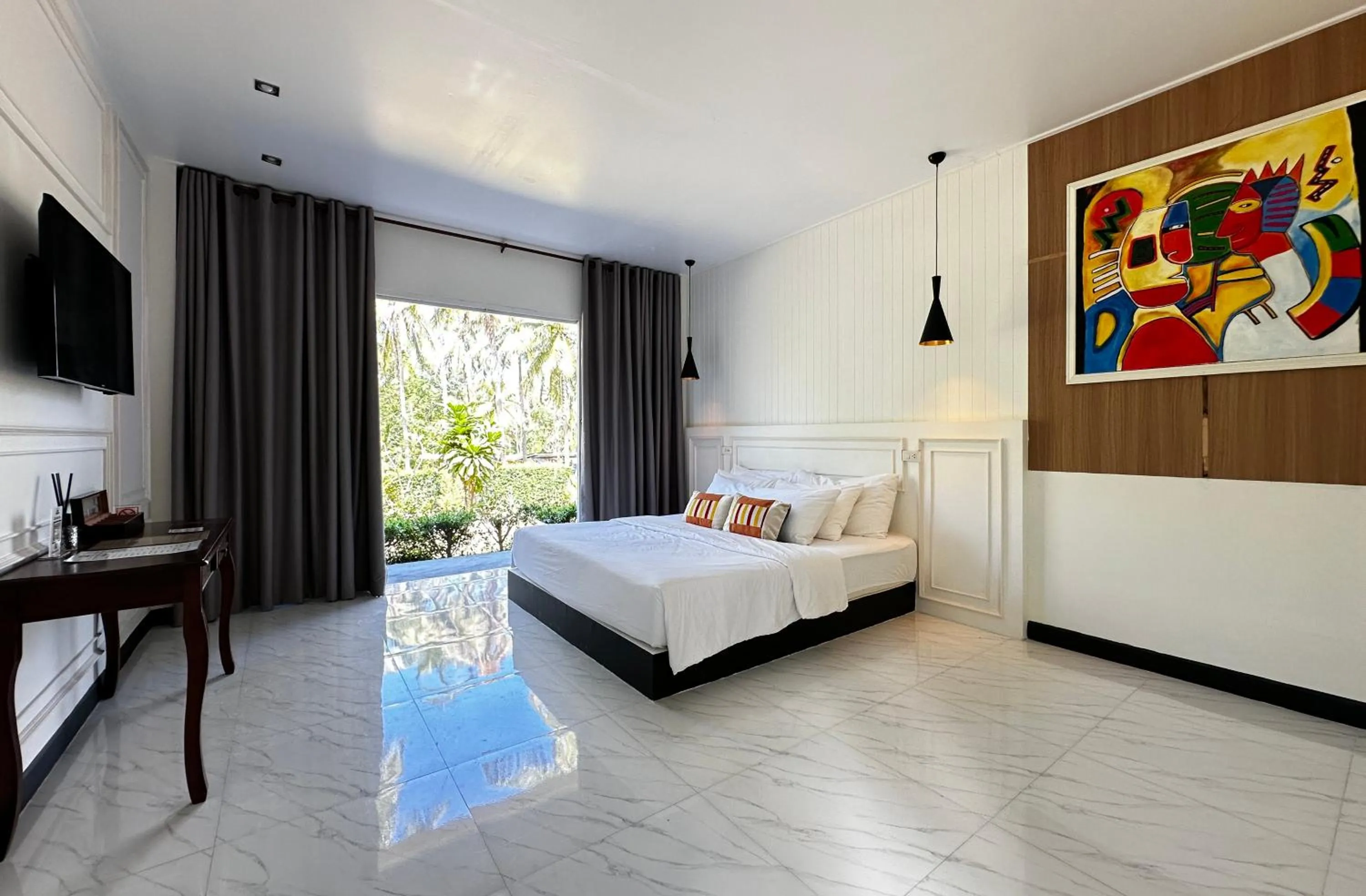 Photo of the whole room, Bed in Koh Kood BED's