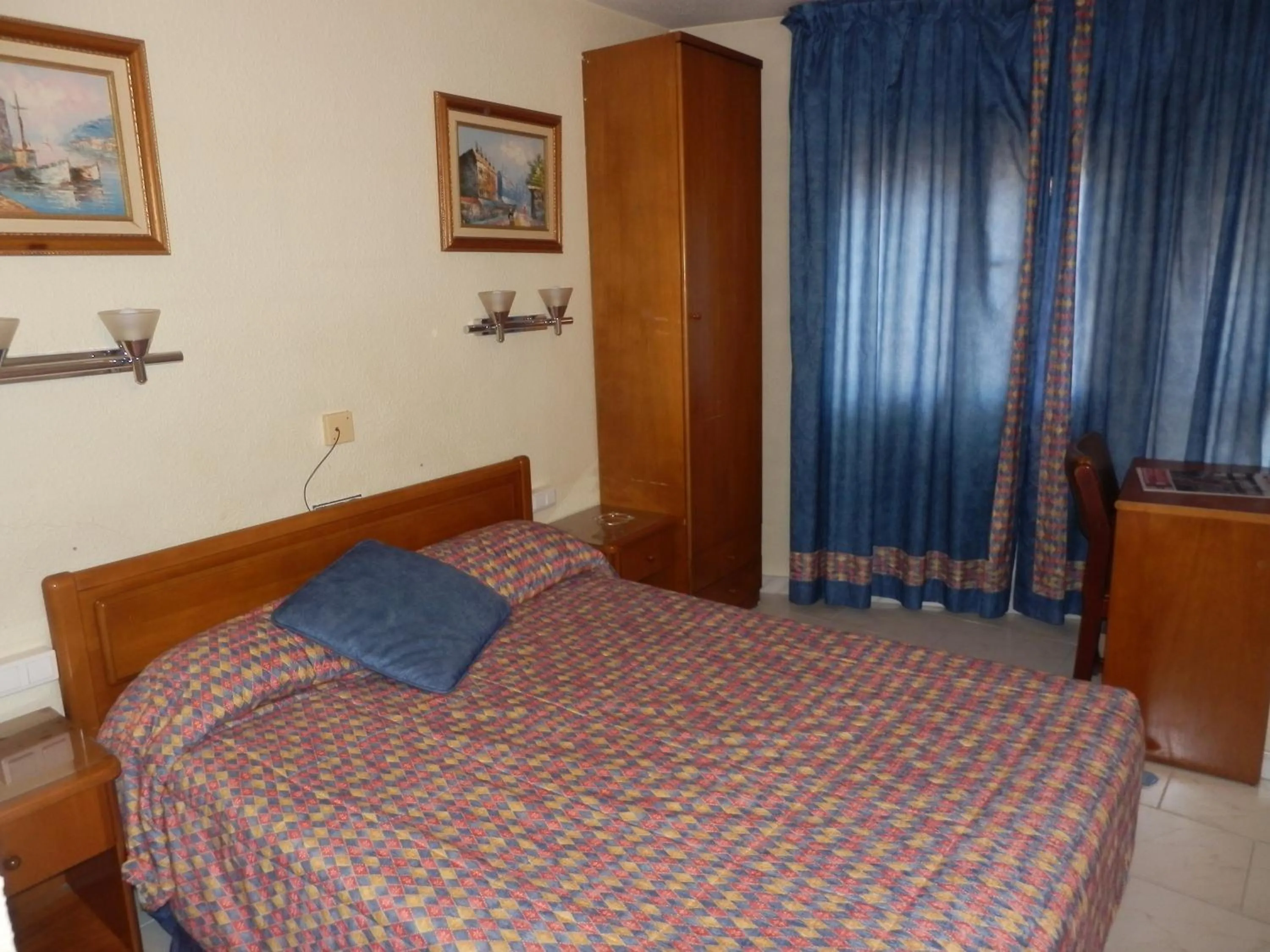 Photo of the whole room, Bed in Hotel Restaurante Salvadora